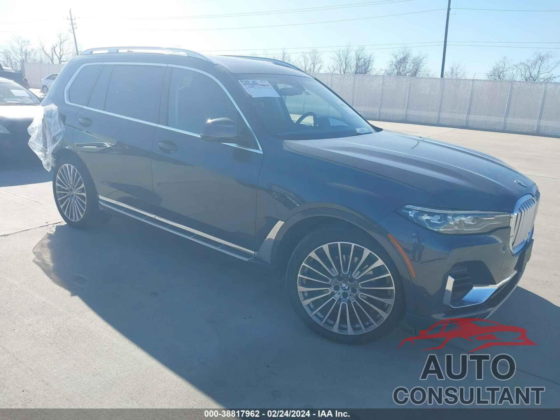 BMW X7 2022 - 5UXCW2C06N9M81795