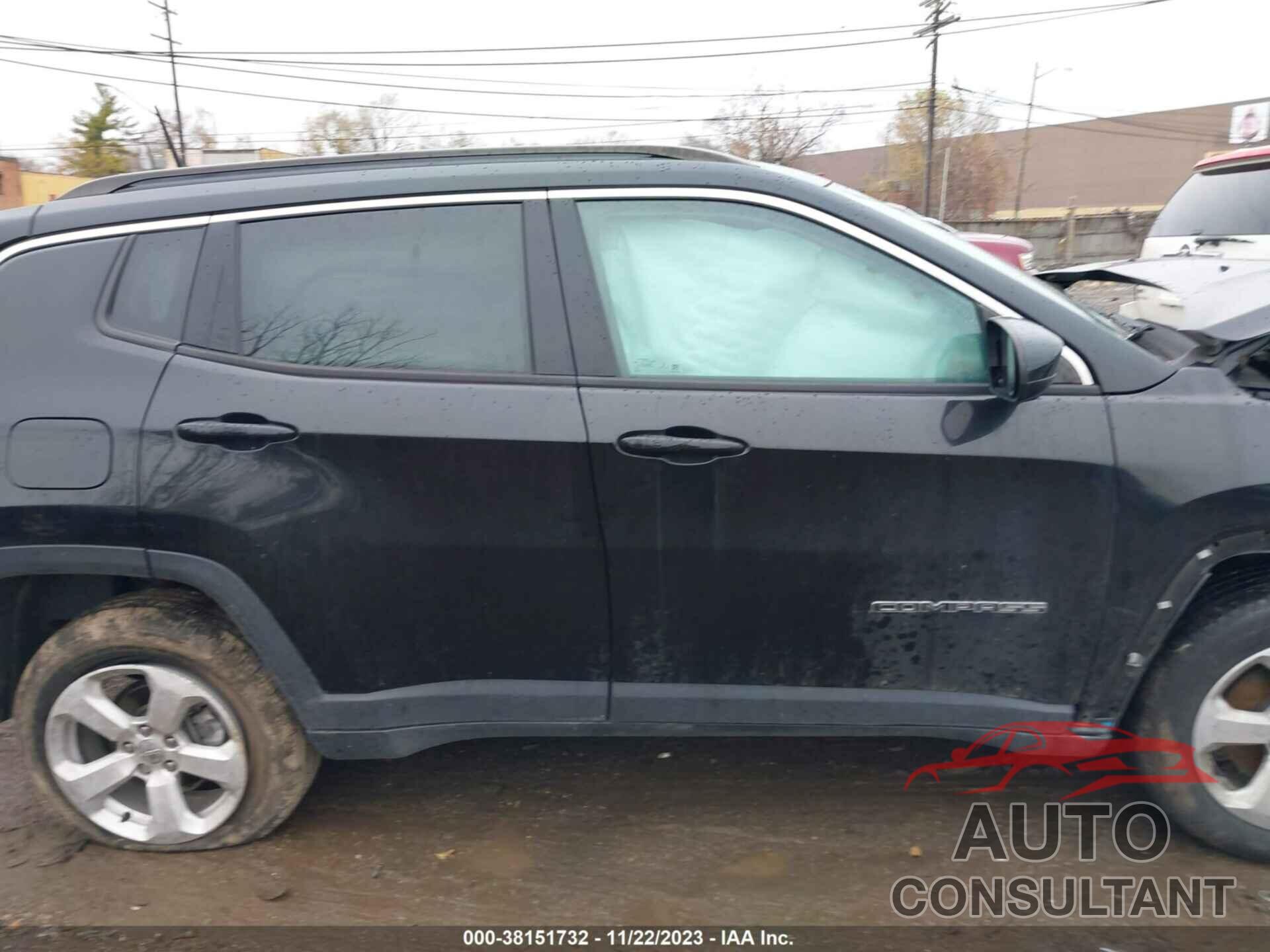 JEEP COMPASS 2018 - 3C4NJDBB4JT342841