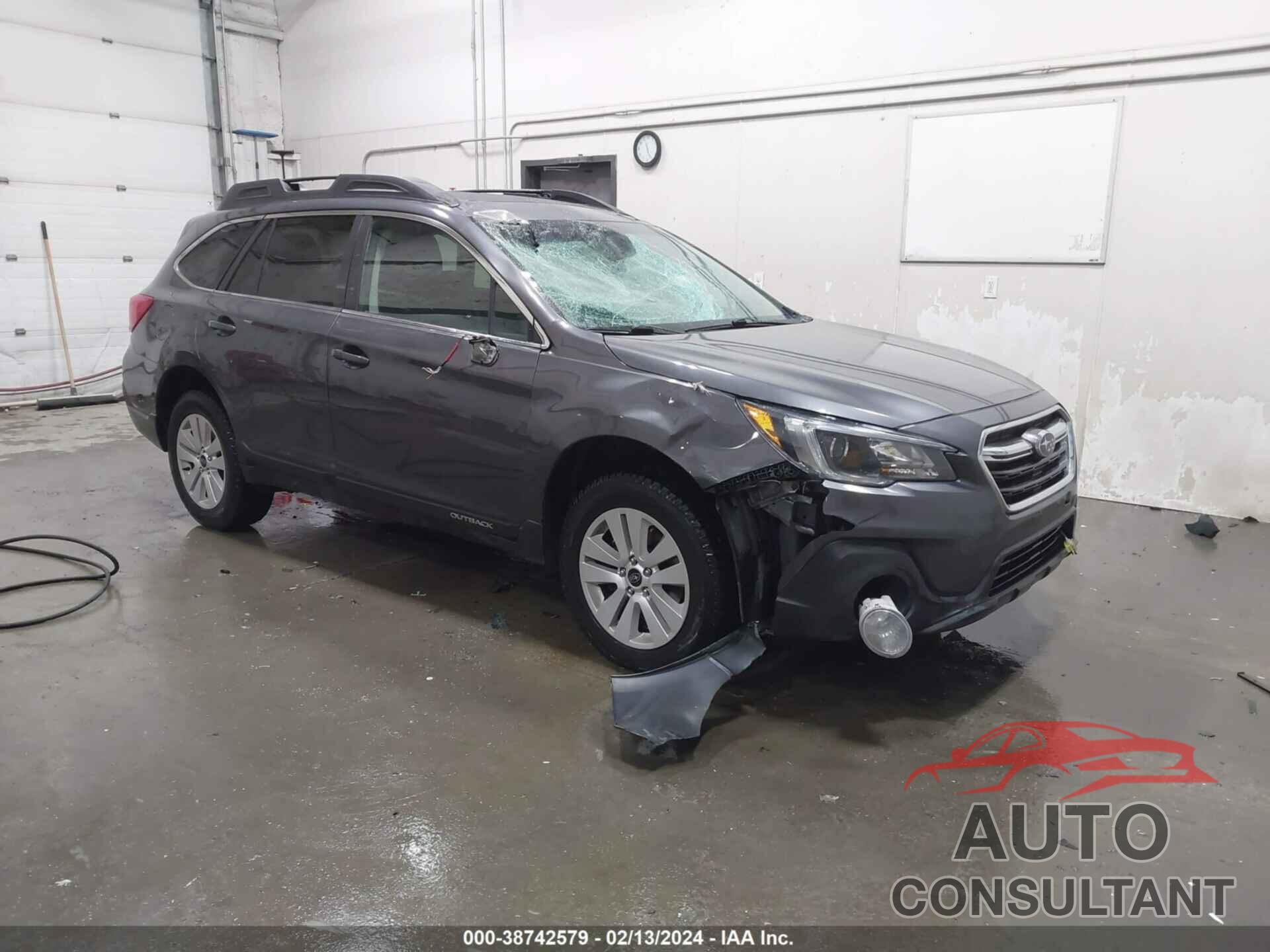 SUBARU OUTBACK 2018 - 4S4BSAHC2J3354220