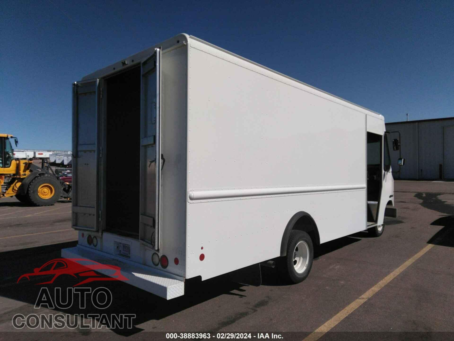 FORD ECONOLINE 2018 - 1FC3E4K68JDC35022