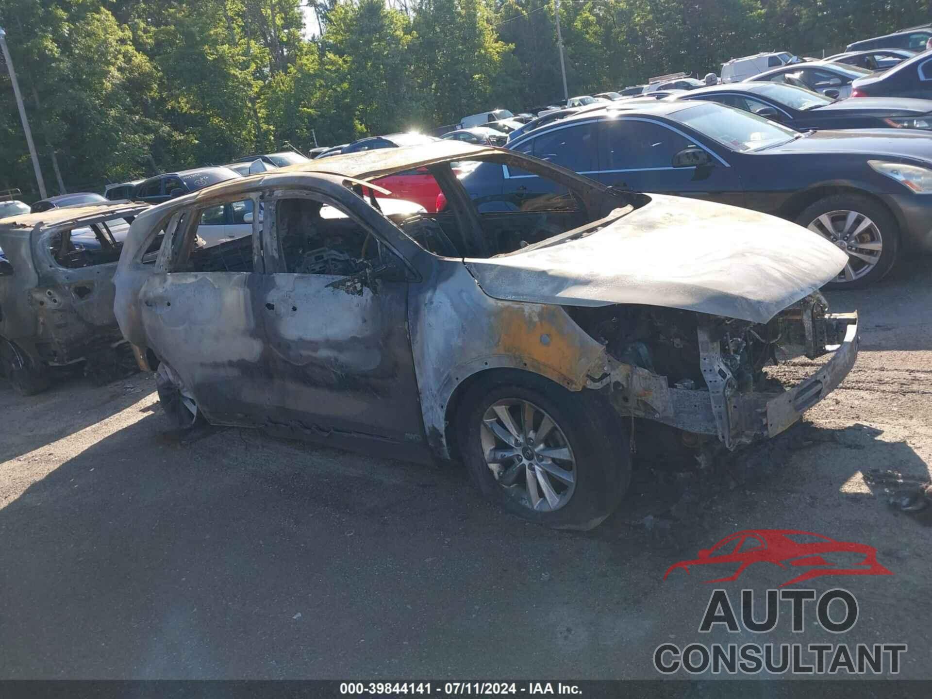 KIA SORENTO 2019 - 5XYPGDA51KG442682