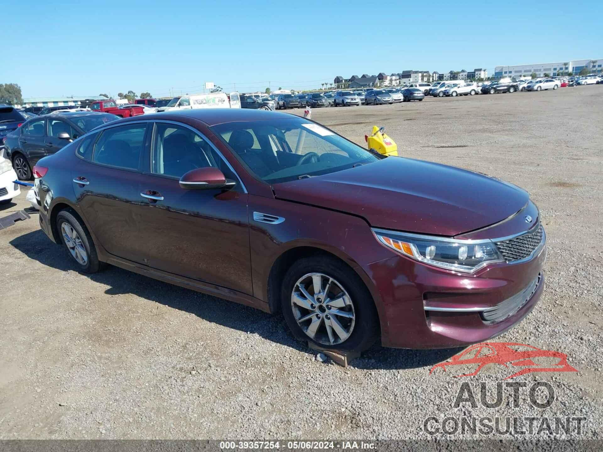KIA OPTIMA 2017 - 5XXGT4L3XHG138528