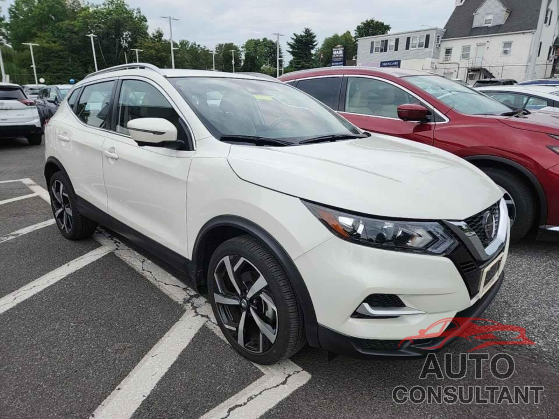 NISSAN ROGUE SPORT 2022 - JN1BJ1CWXNW492328