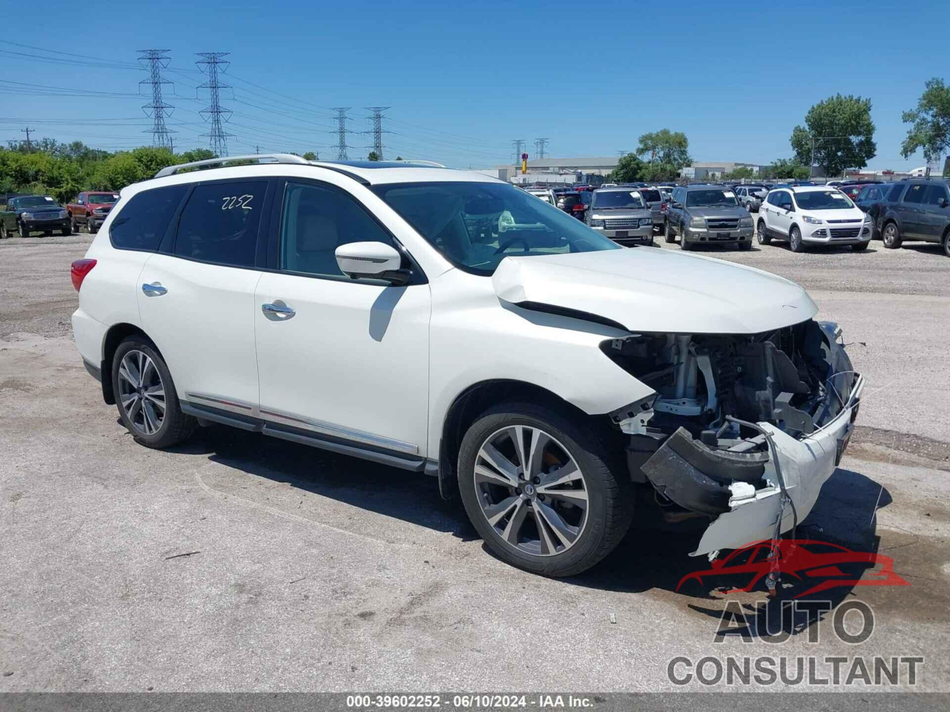 NISSAN PATHFINDER 2017 - 5N1DR2MM1HC637520