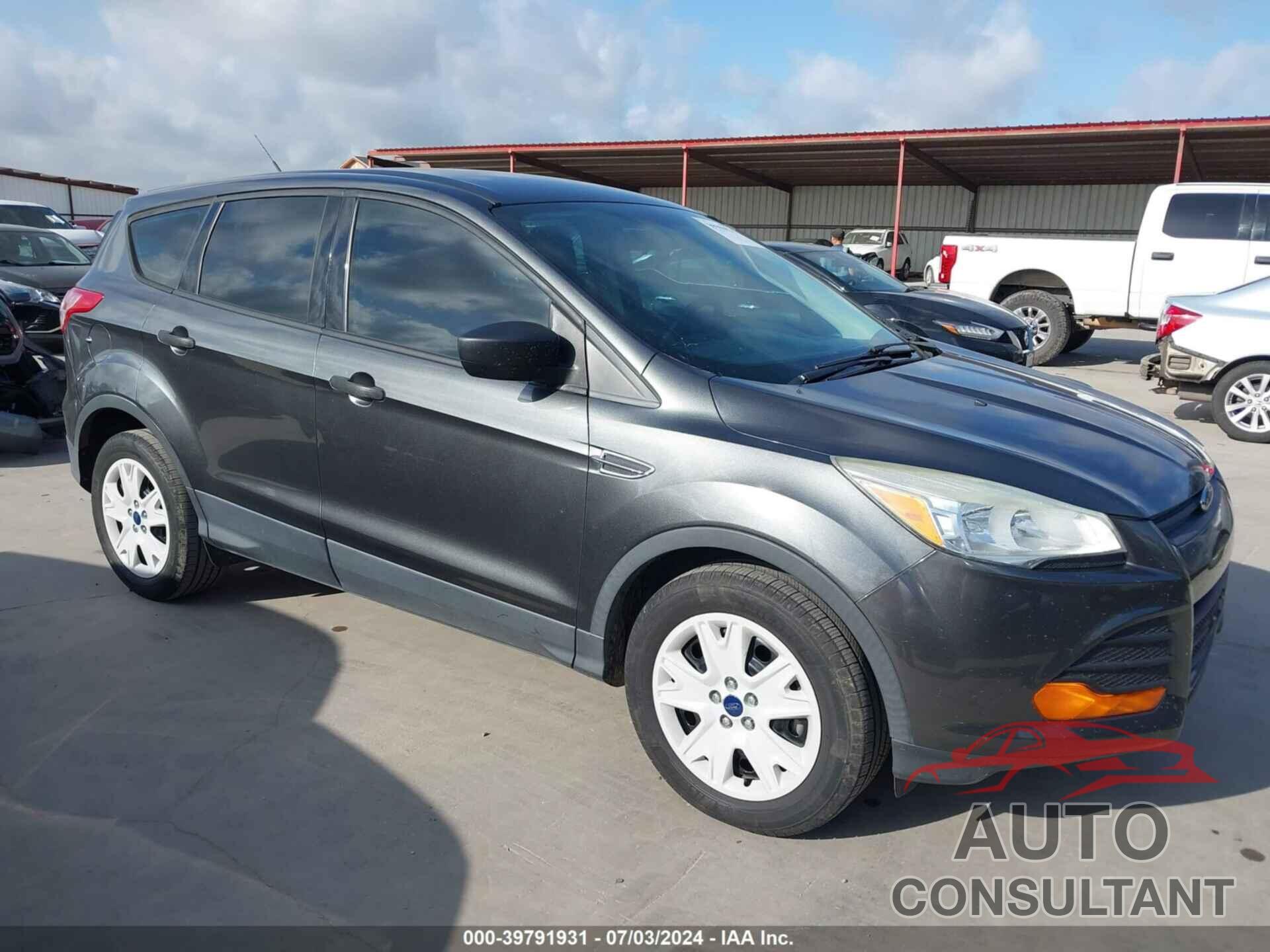 FORD ESCAPE 2016 - 1FMCU0F75GUB99938