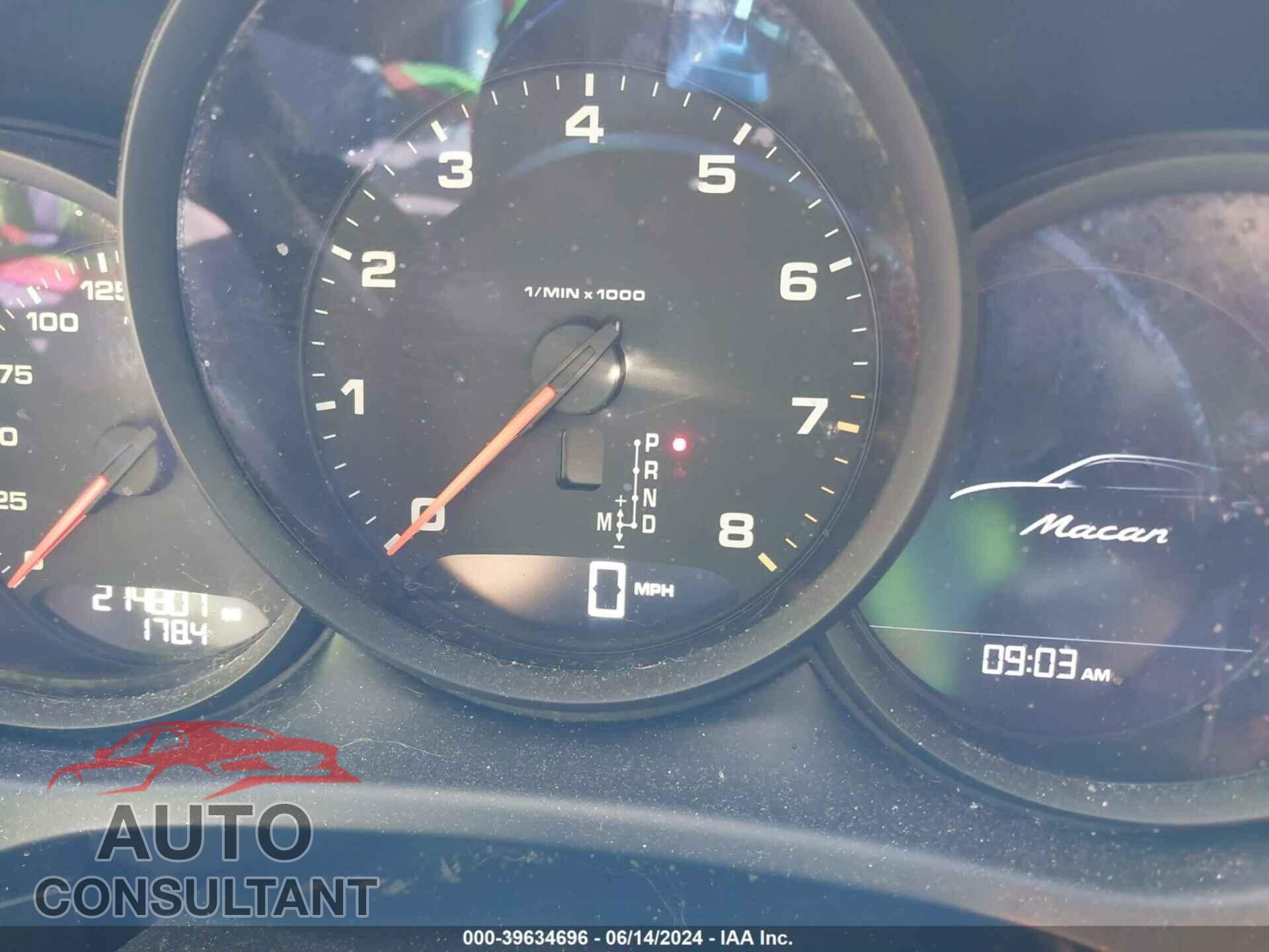 PORSCHE MACAN 2017 - WP1AA2A58HLB06177
