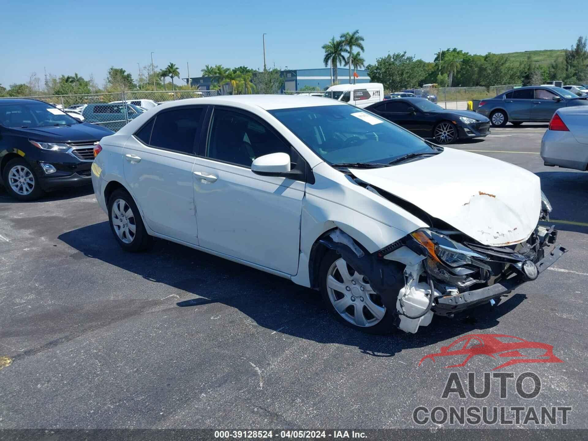 TOYOTA COROLLA 2018 - 5YFBURHE4JP852621