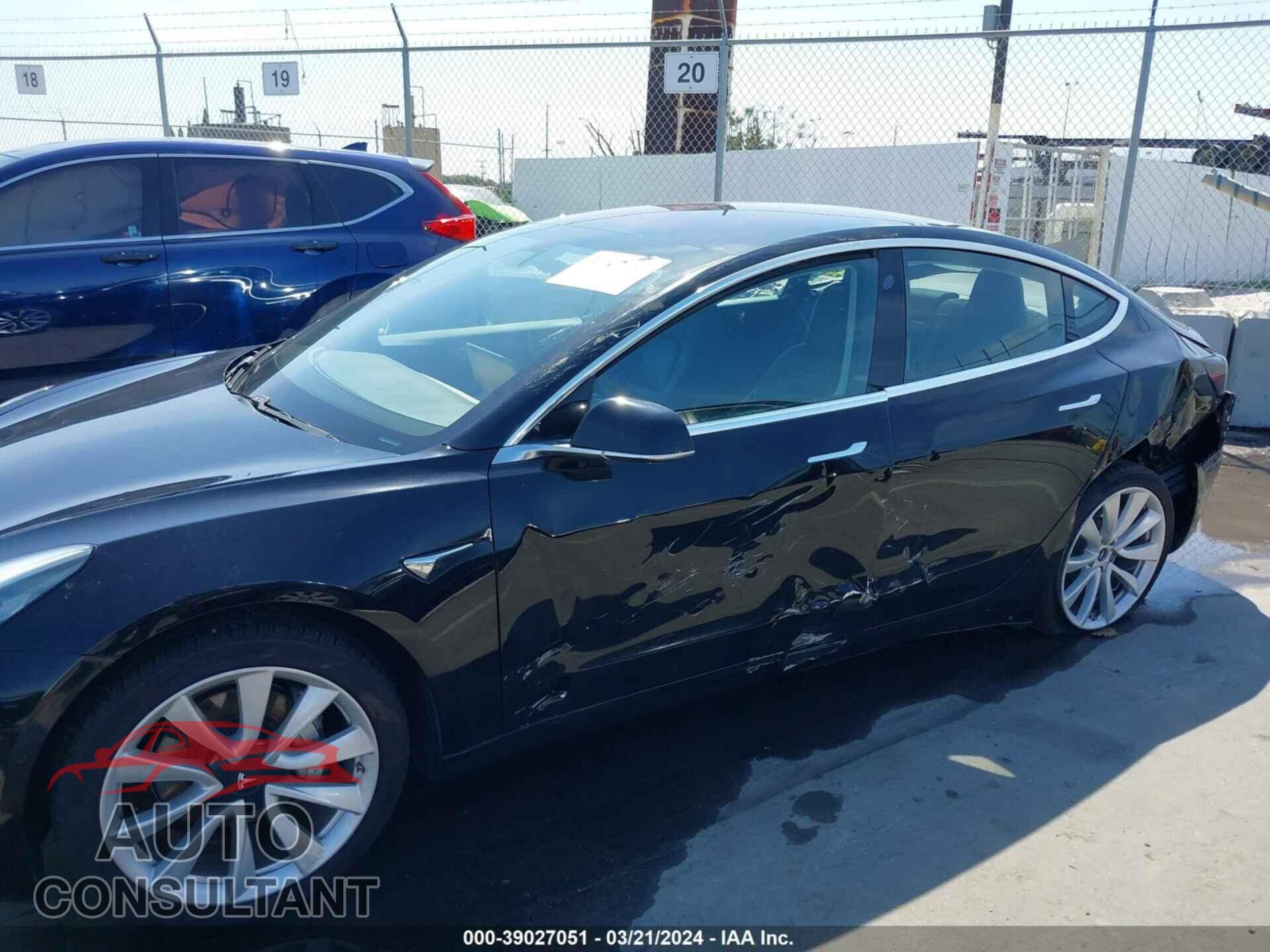 TESLA MODEL 3 2018 - 5YJ3E1EA2JF050648