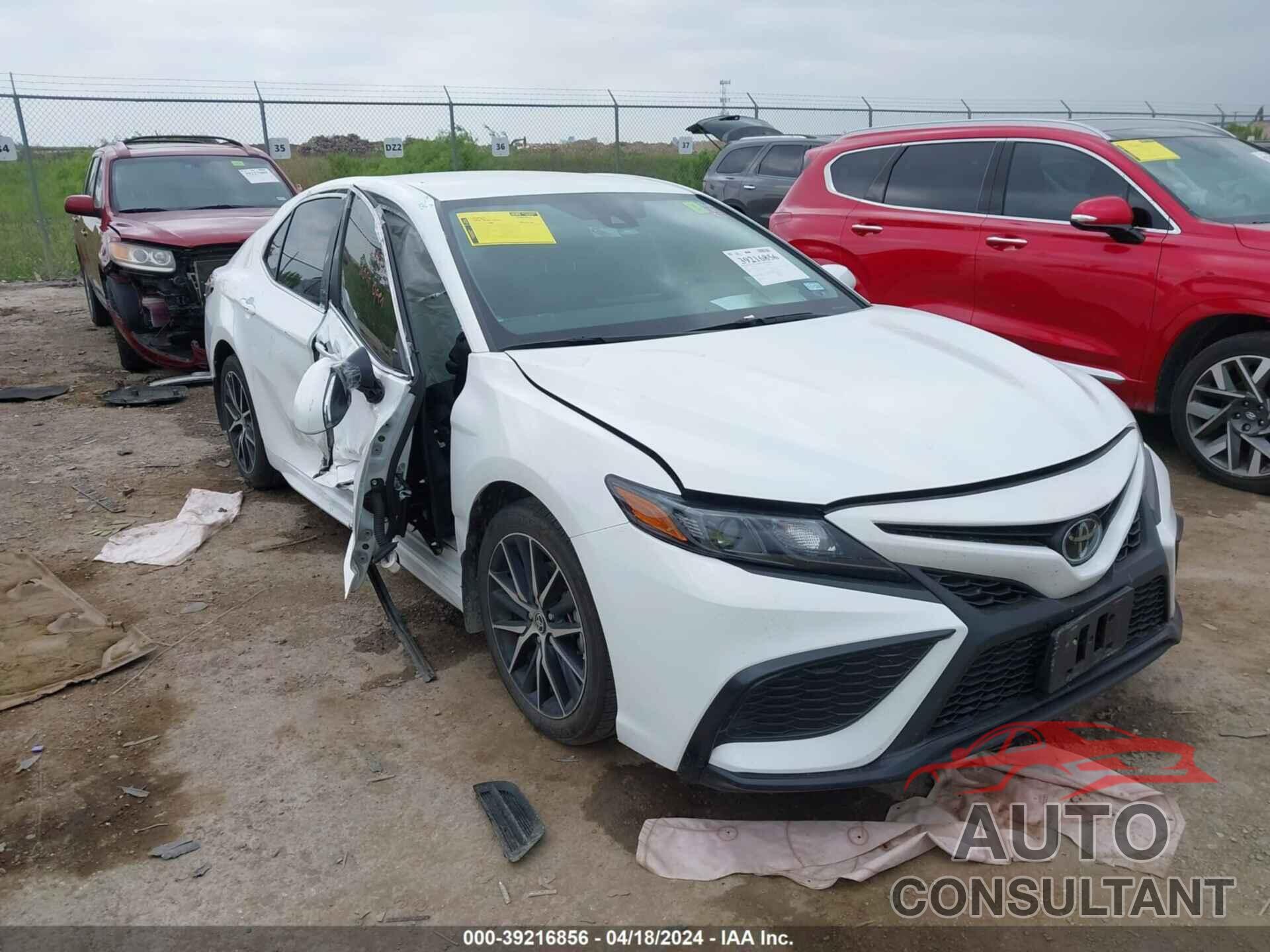TOYOTA CAMRY 2023 - 4T1T11AK2PU145765