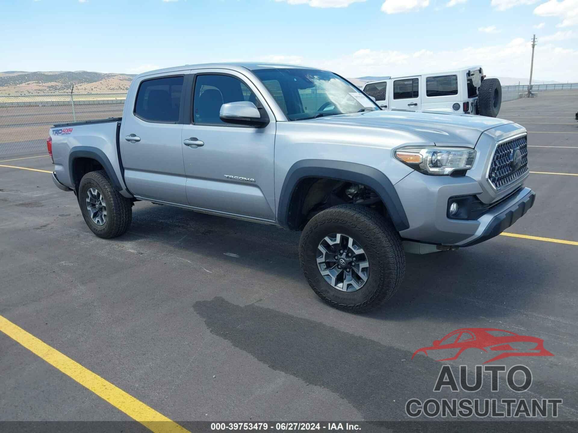 TOYOTA TACOMA 2018 - 3TMCZ5AN9JM156918