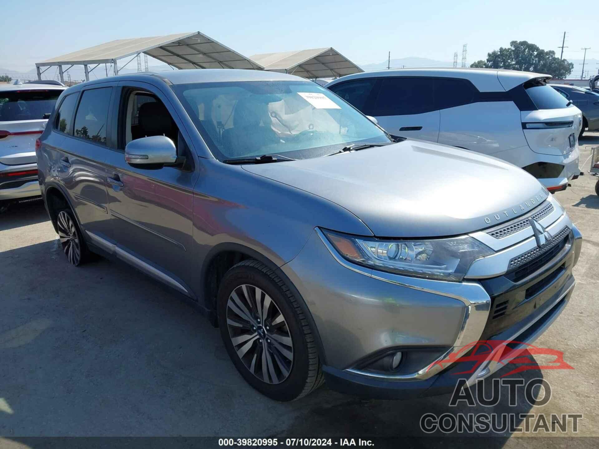 MITSUBISHI OUTLANDER 2019 - JA4AD3A33KZ006970