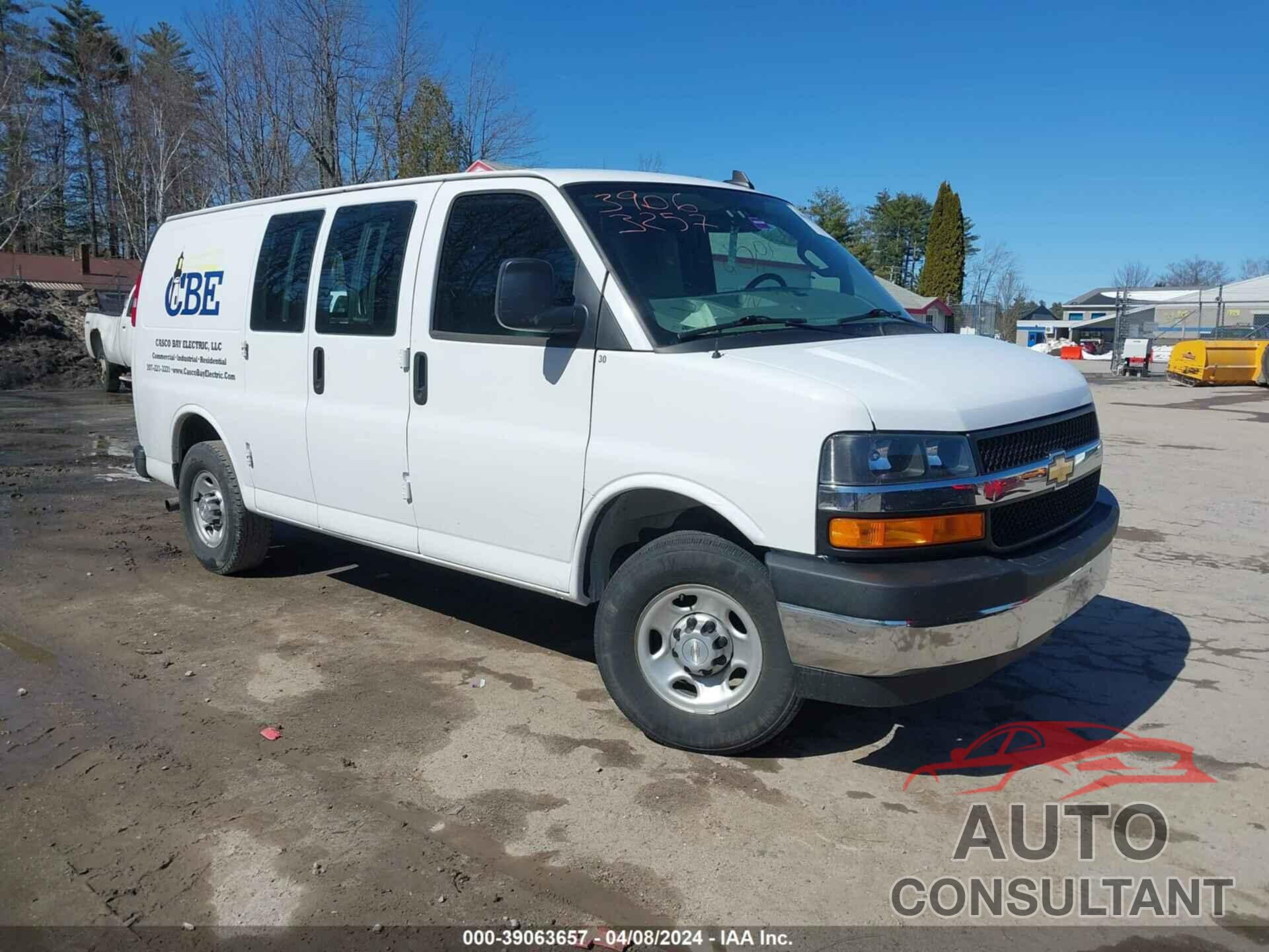 CHEVROLET EXPRESS CARGO 2021 - 1GCWGAFP9M1303004