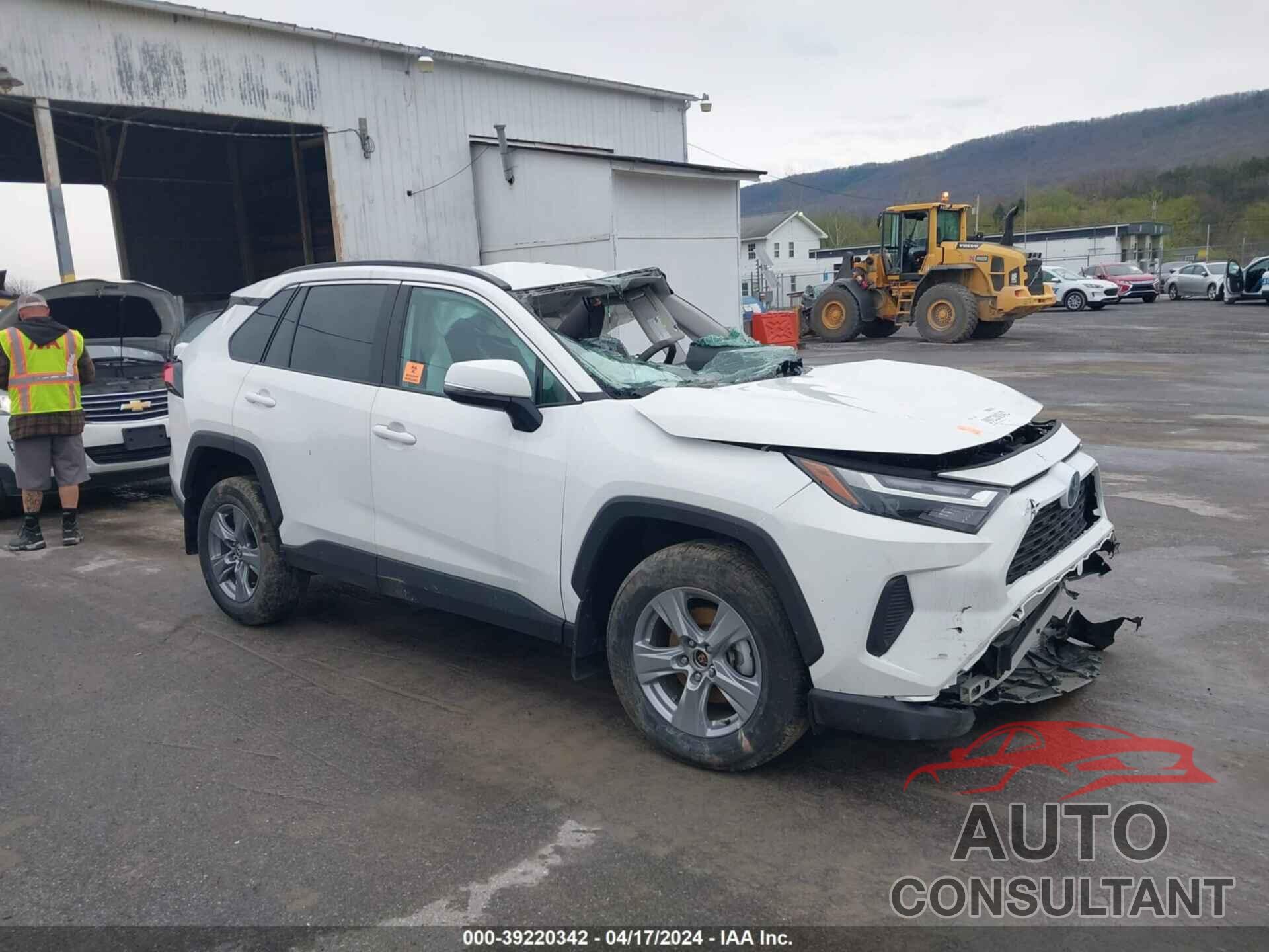 TOYOTA RAV4 2022 - 2T3RWRFV0NW130554