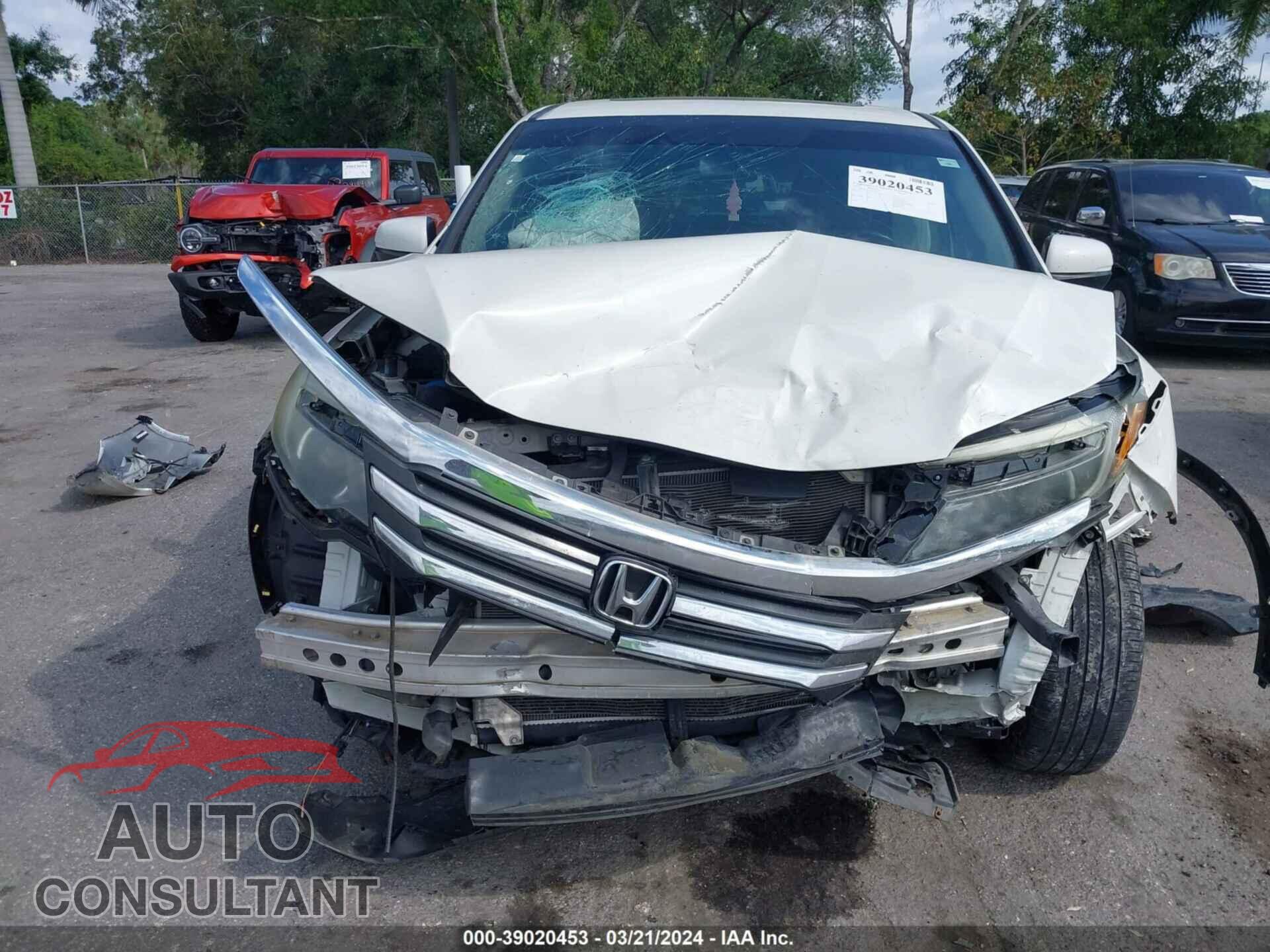 HONDA PILOT 2016 - 5FNYF5H51GB016153