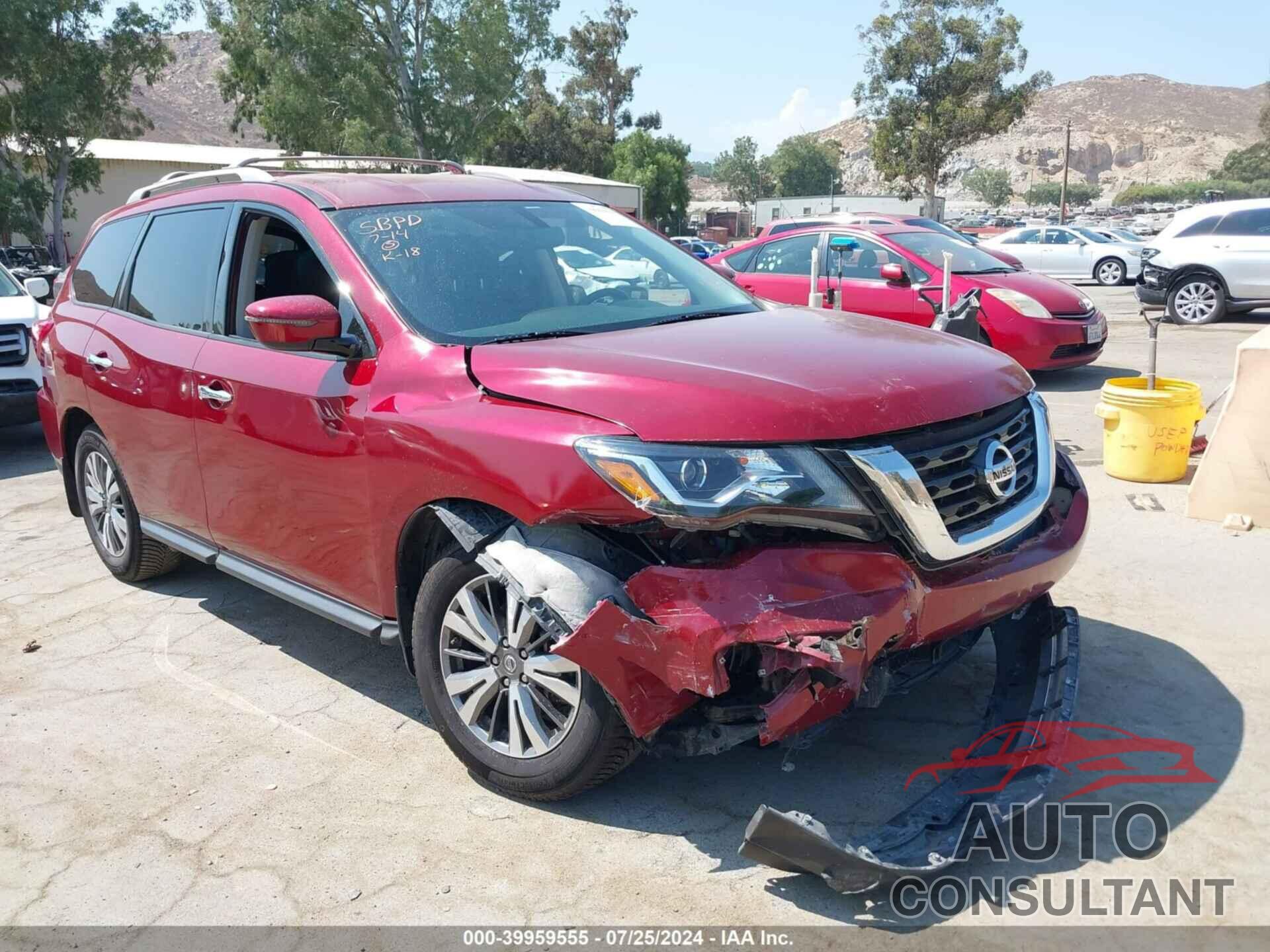 NISSAN PATHFINDER 2018 - 5N1DR2MN5JC679218