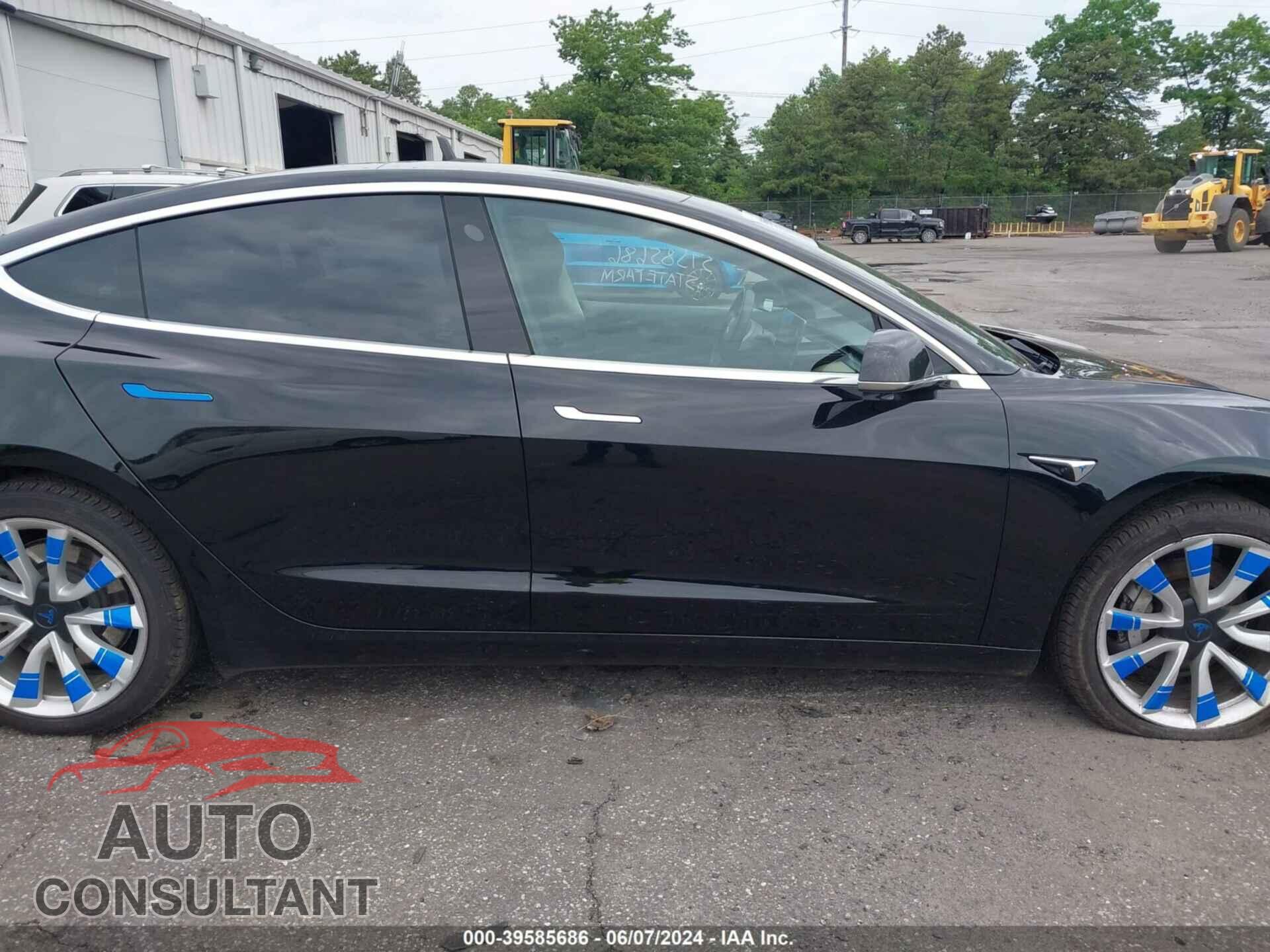 TESLA MODEL 3 2018 - 5YJ3E1EA3JF176291
