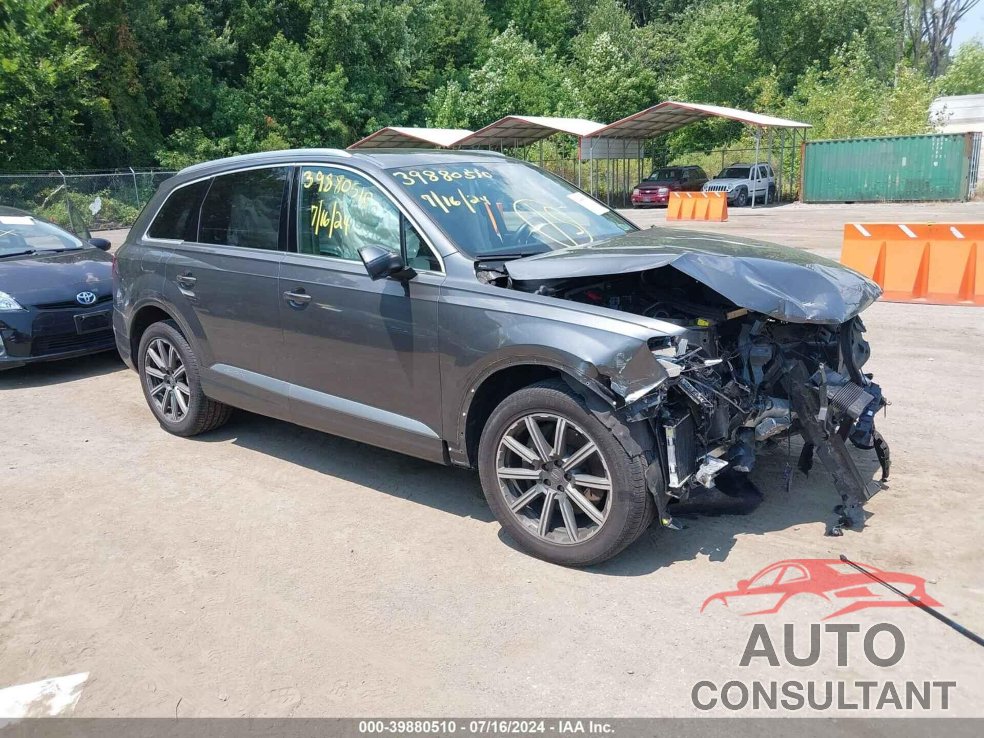 AUDI Q7 2019 - WA1LAAF78KD021057