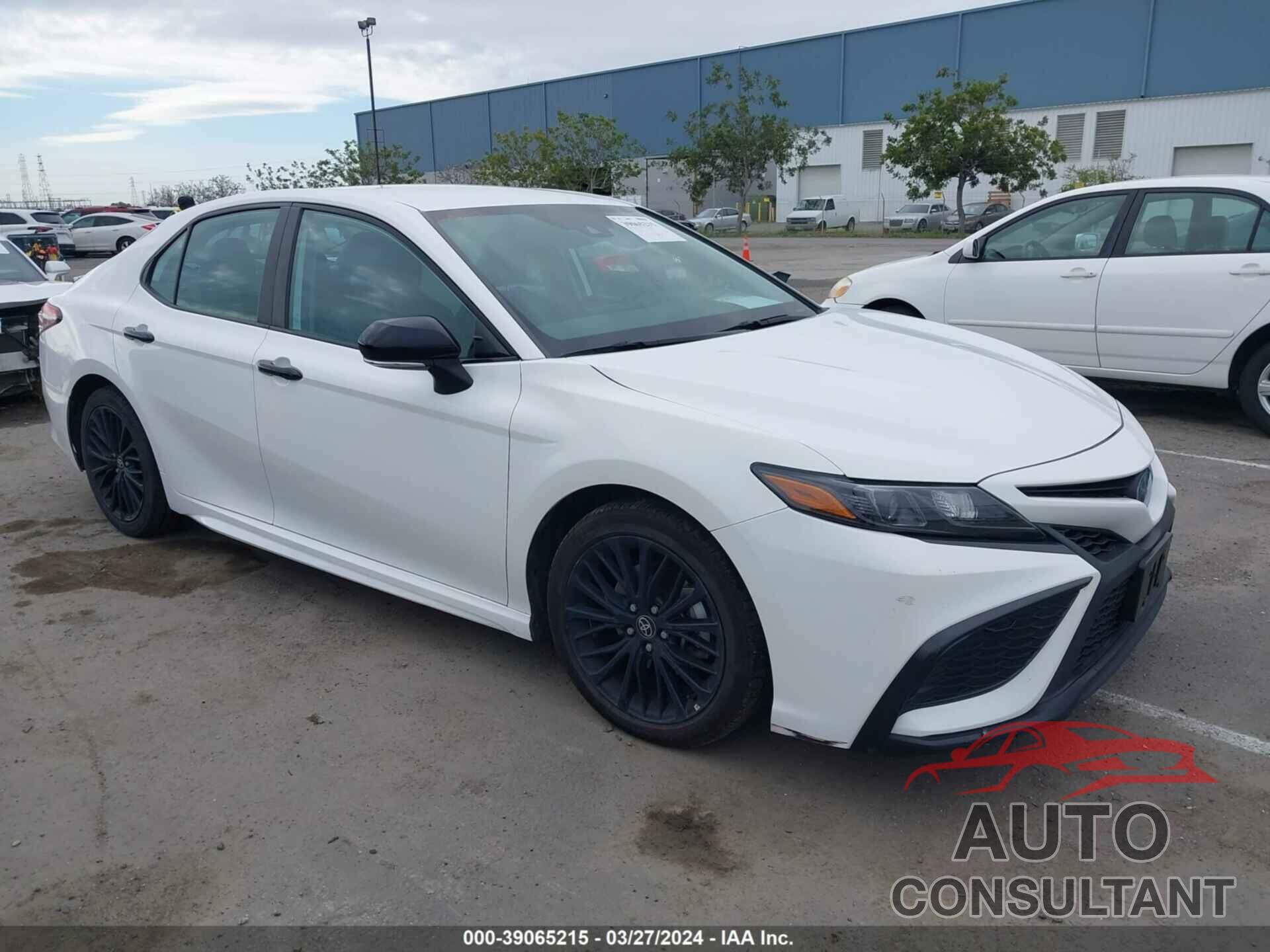 TOYOTA CAMRY 2022 - 4T1G31AK3NU036255