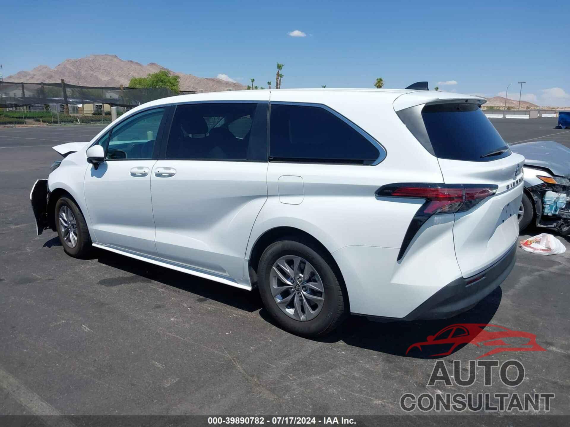 TOYOTA SIENNA 2022 - 5TDKRKEC7NS118743