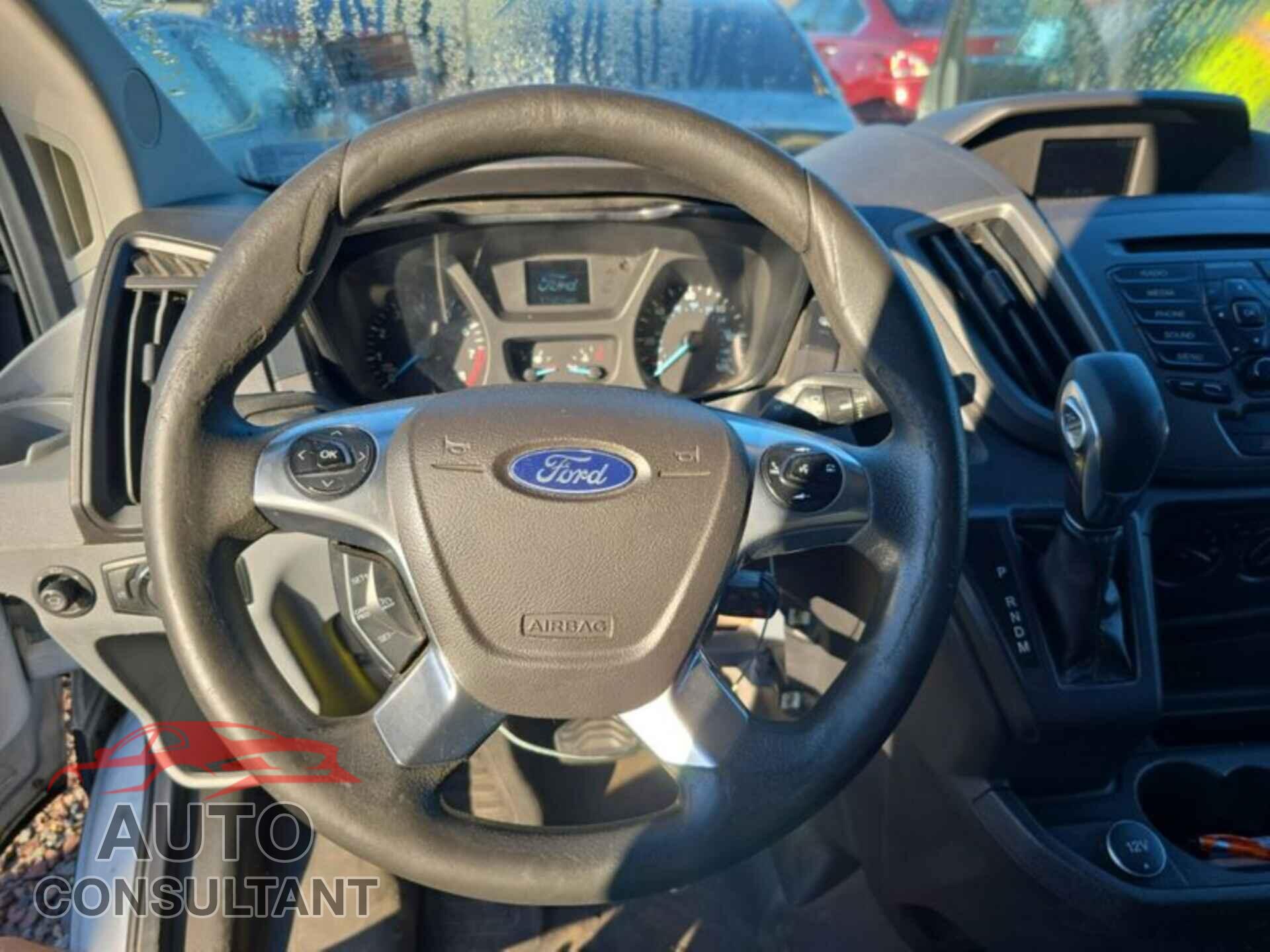 FORD TRANSIT 2018 - 1FTYR2CM6JKA47056