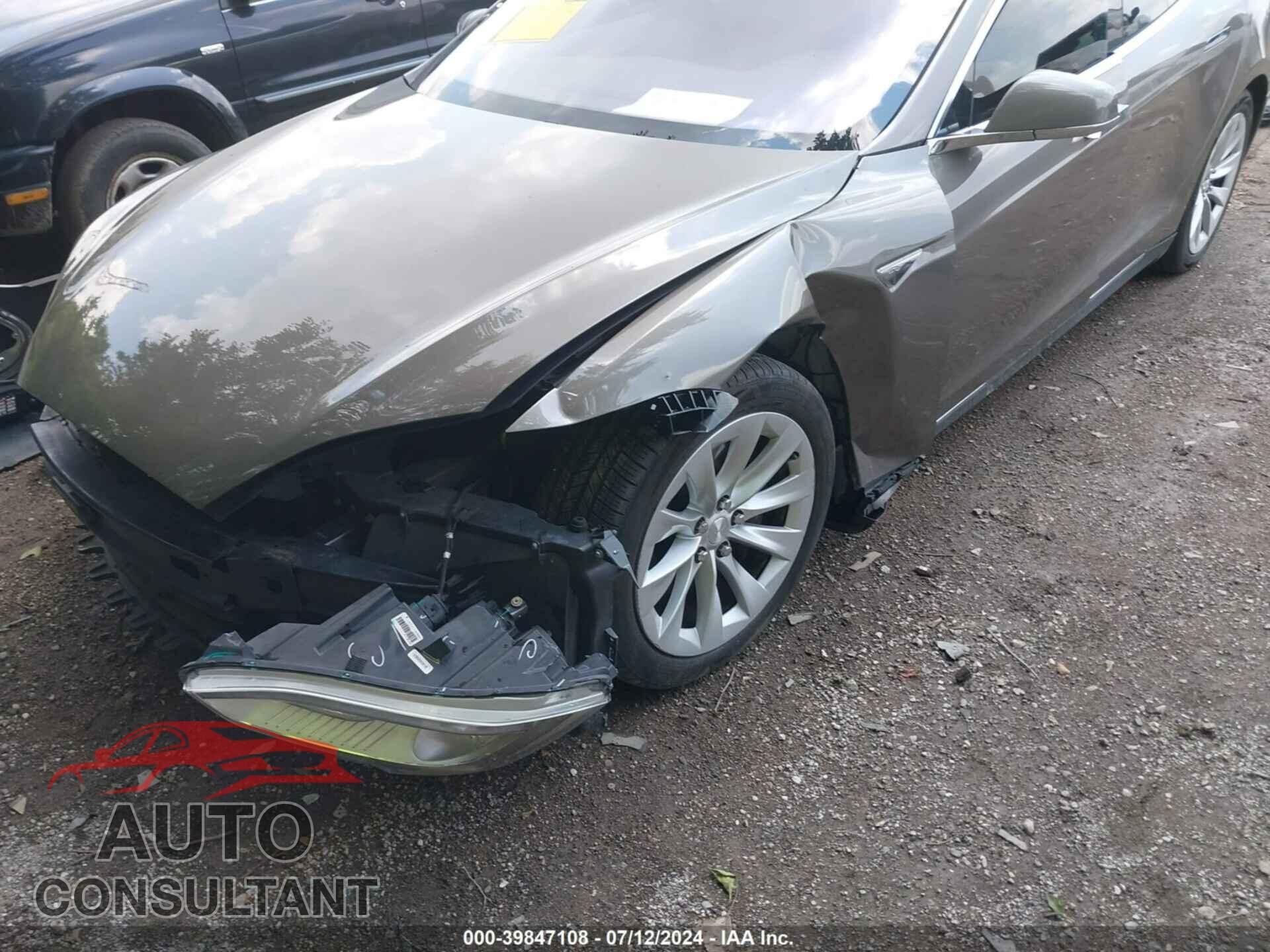 TESLA MODEL S 2016 - 5YJSA1E27GF133887
