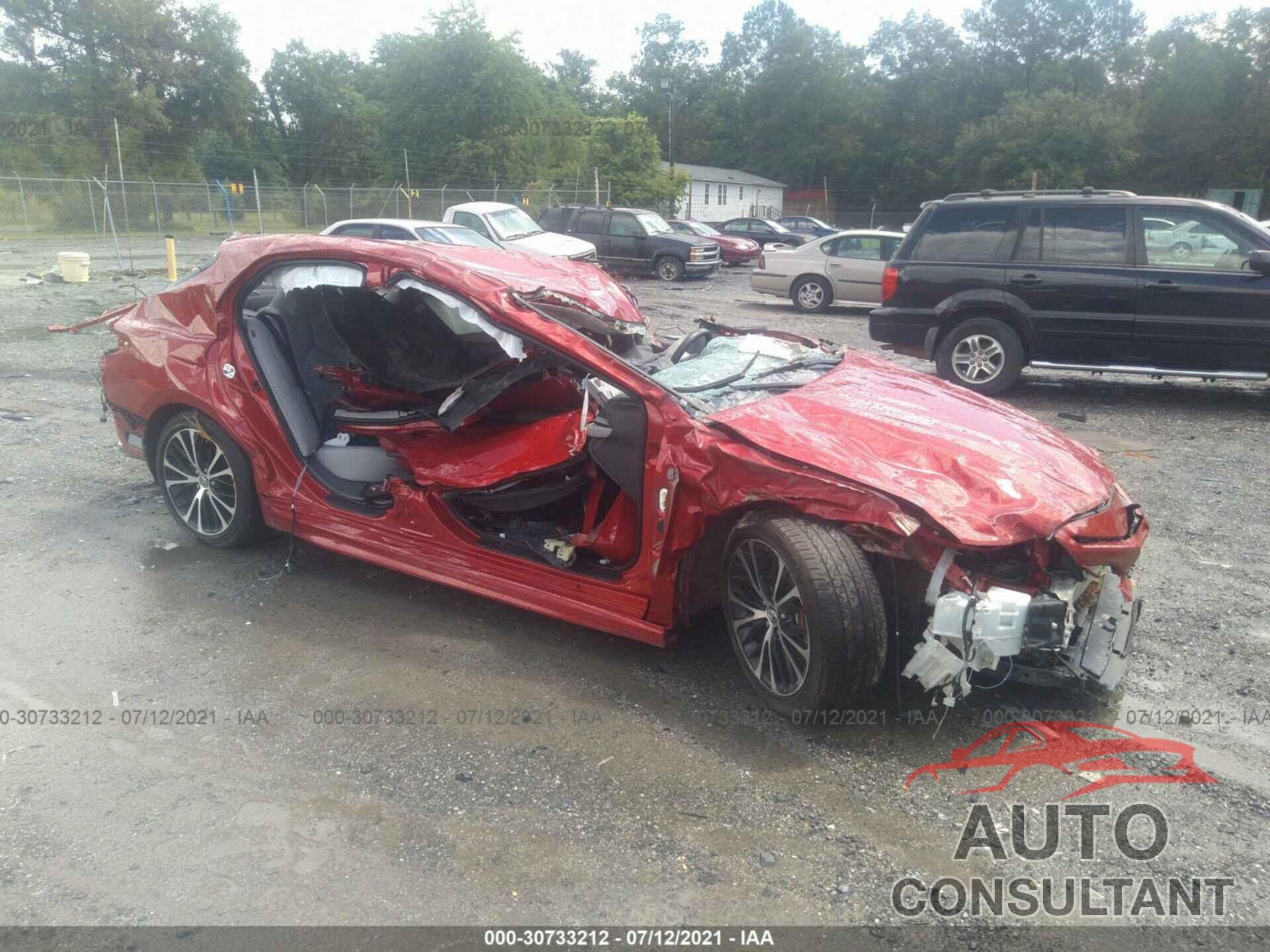 TOYOTA CAMRY 2019 - 4T1B11HK7KU282646
