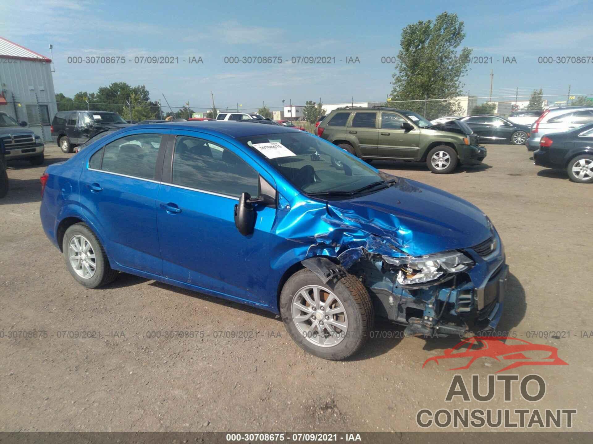 CHEVROLET SONIC 2017 - 1G1JD5SH6H4125073