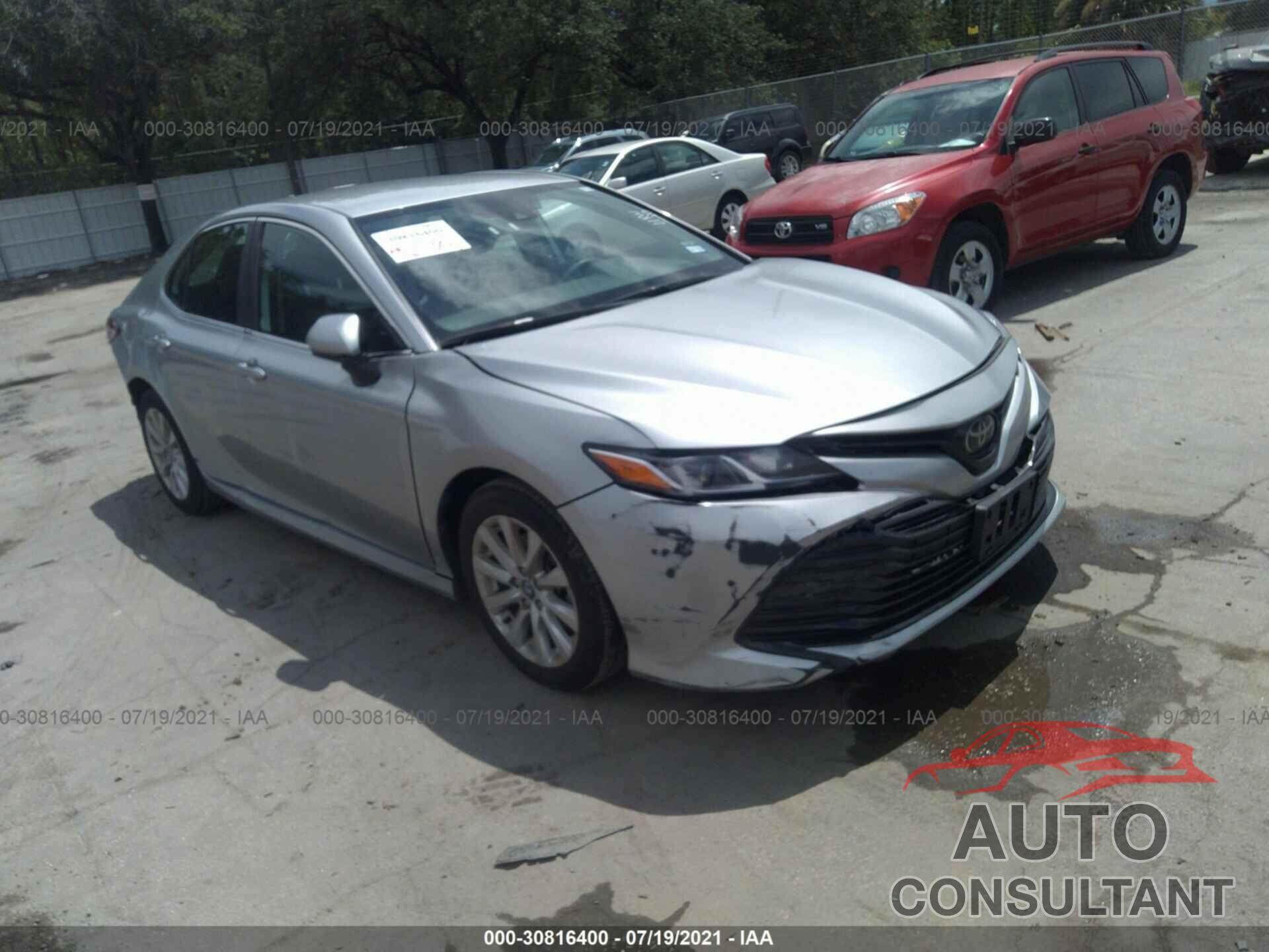 TOYOTA CAMRY 2020 - 4T1C11AK4LU928421