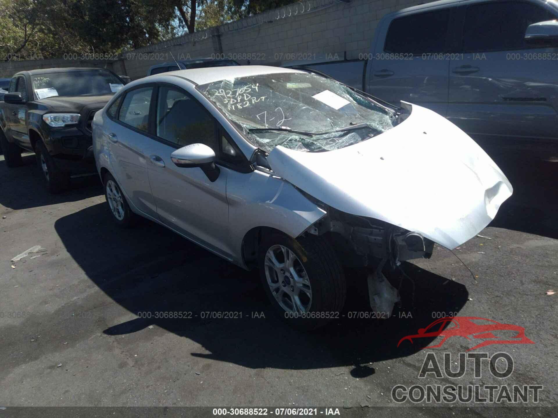 FORD FIESTA 2015 - 1N4BL4FV2LN303448