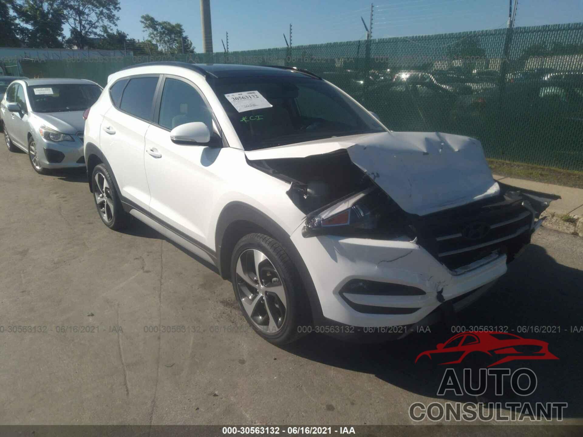 HYUNDAI TUCSON 2018 - KM8J3CA25JU630597