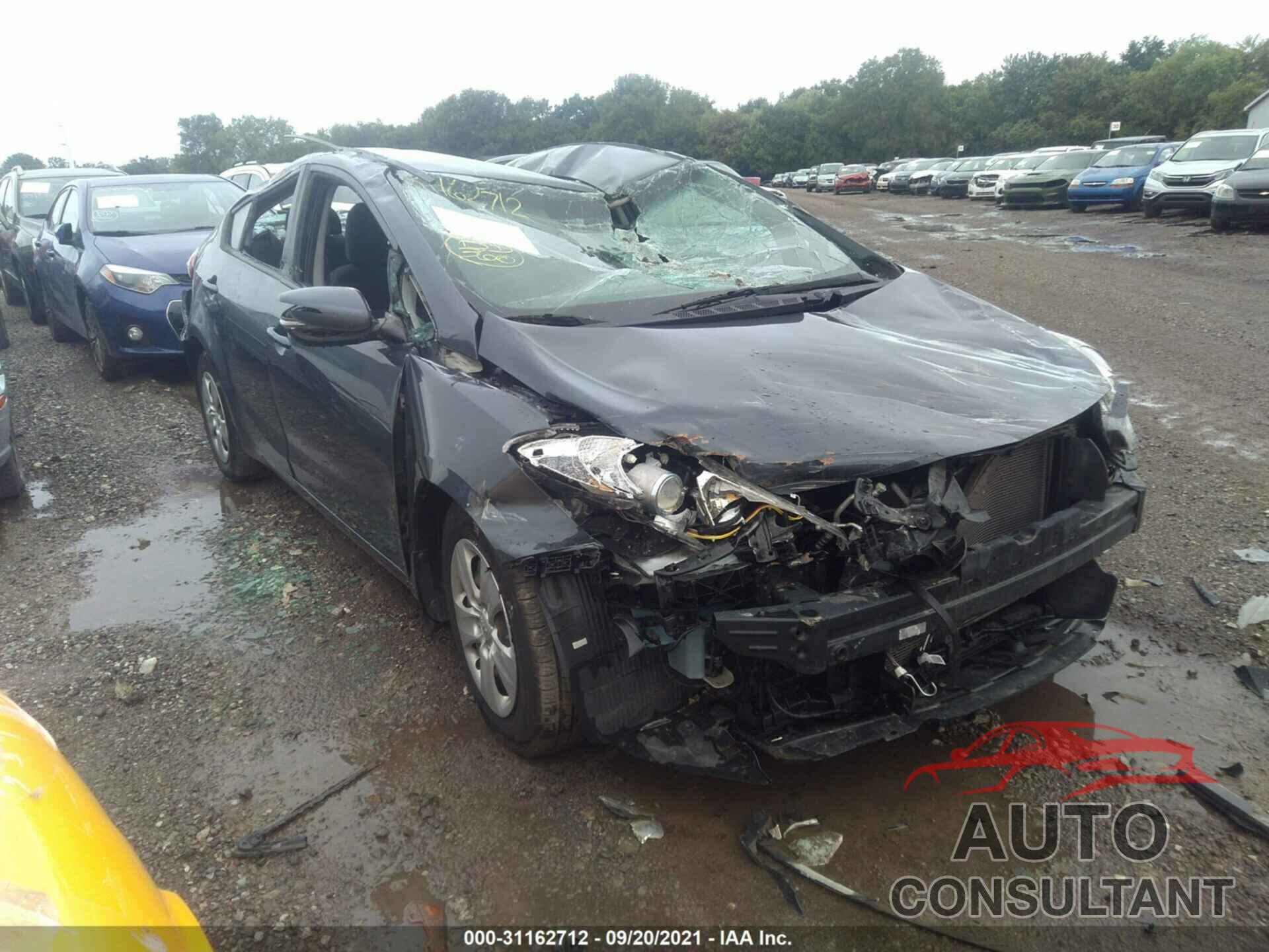 KIA FORTE 2016 - KNAFX4A67G5523686