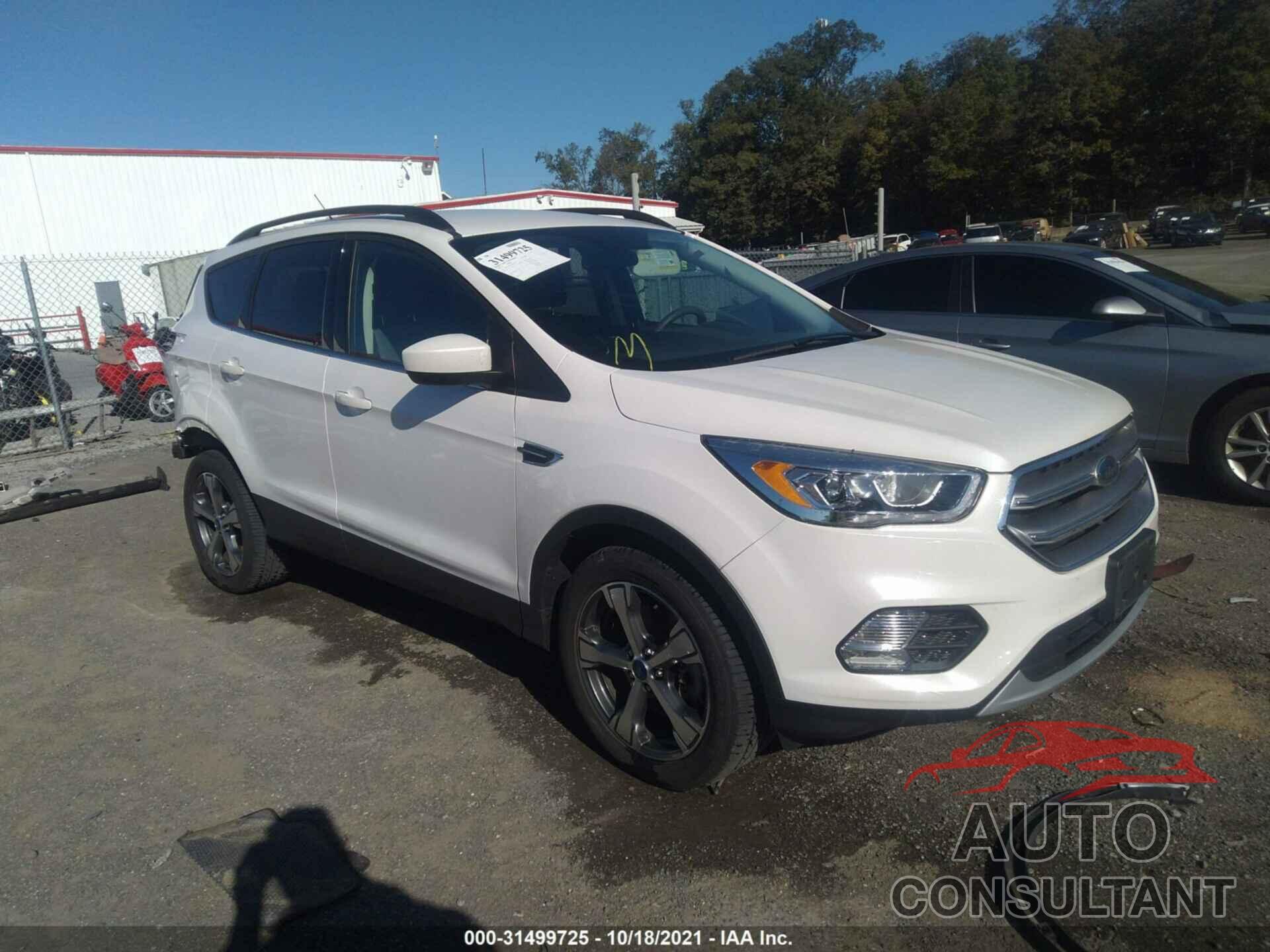 FORD ESCAPE 2017 - 1FMCU9GD8HUB37380