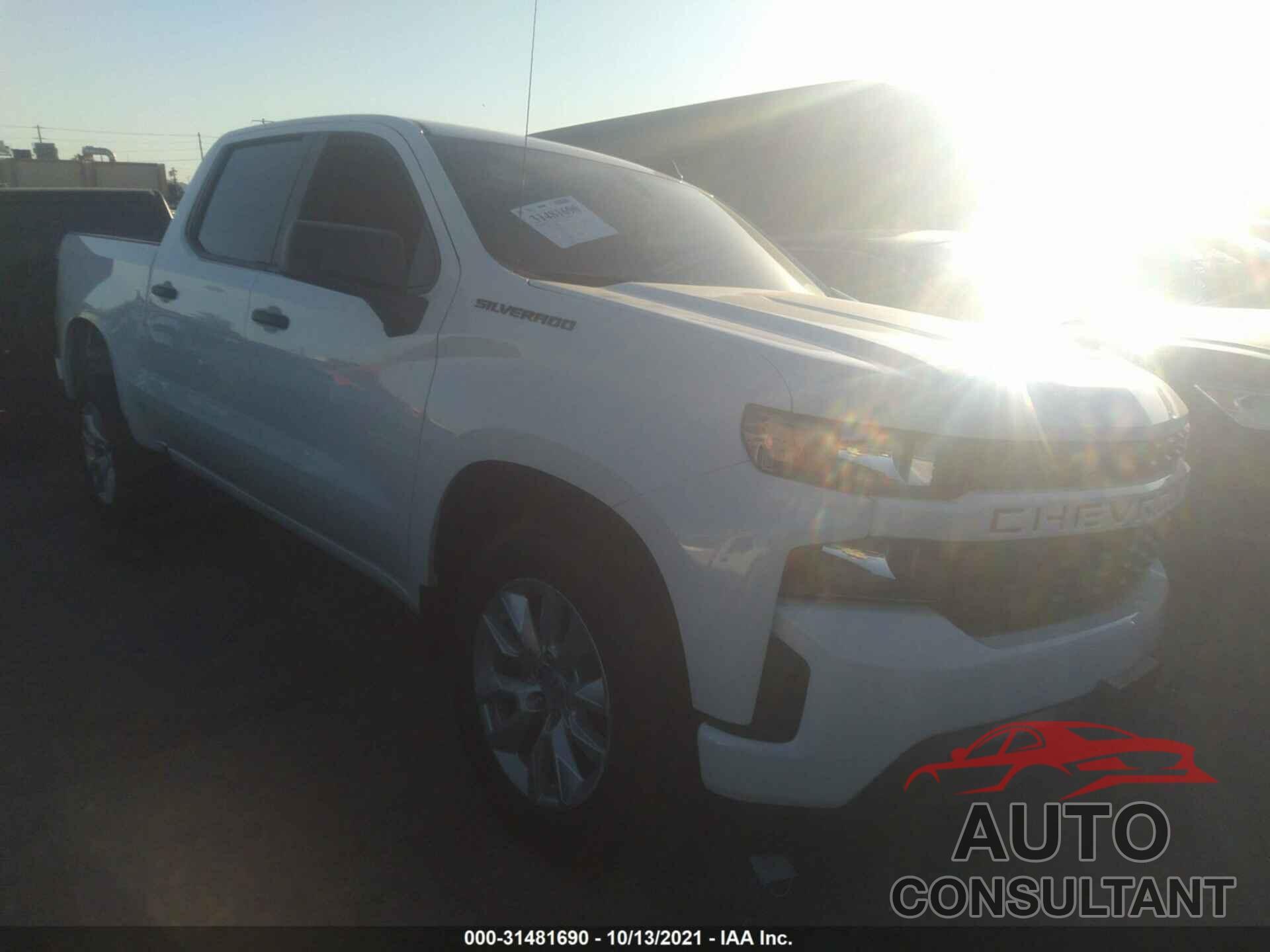 CHEVROLET SILVERADO 1500 2021 - 1GCPWBEK5MZ255778