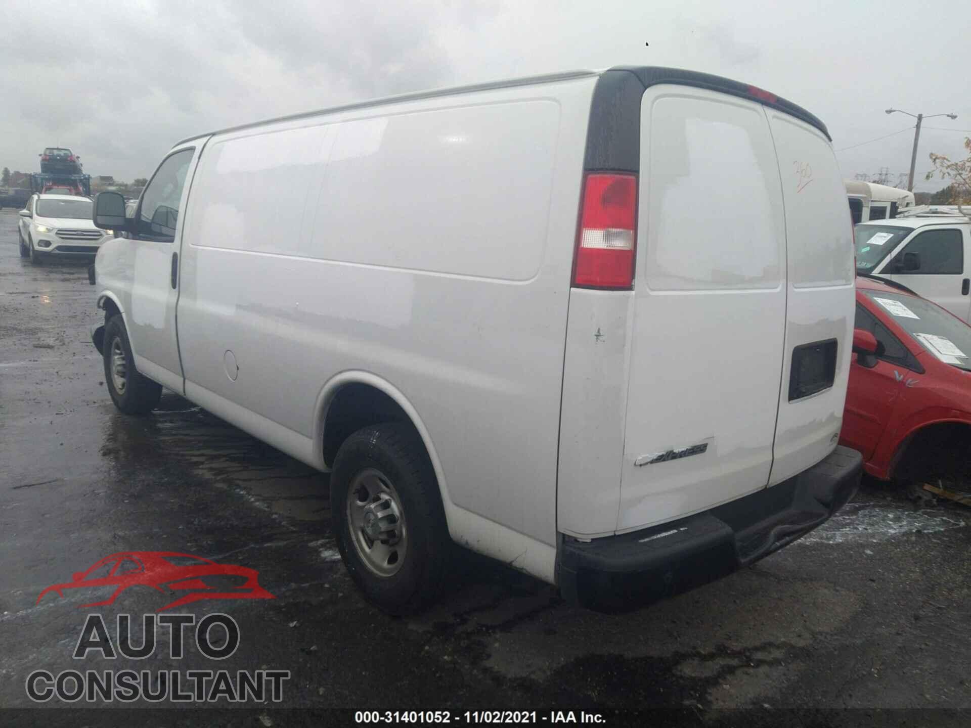 CHEVROLET EXPRESS CARGO VAN 2018 - 1GCWGAFG2J1238086