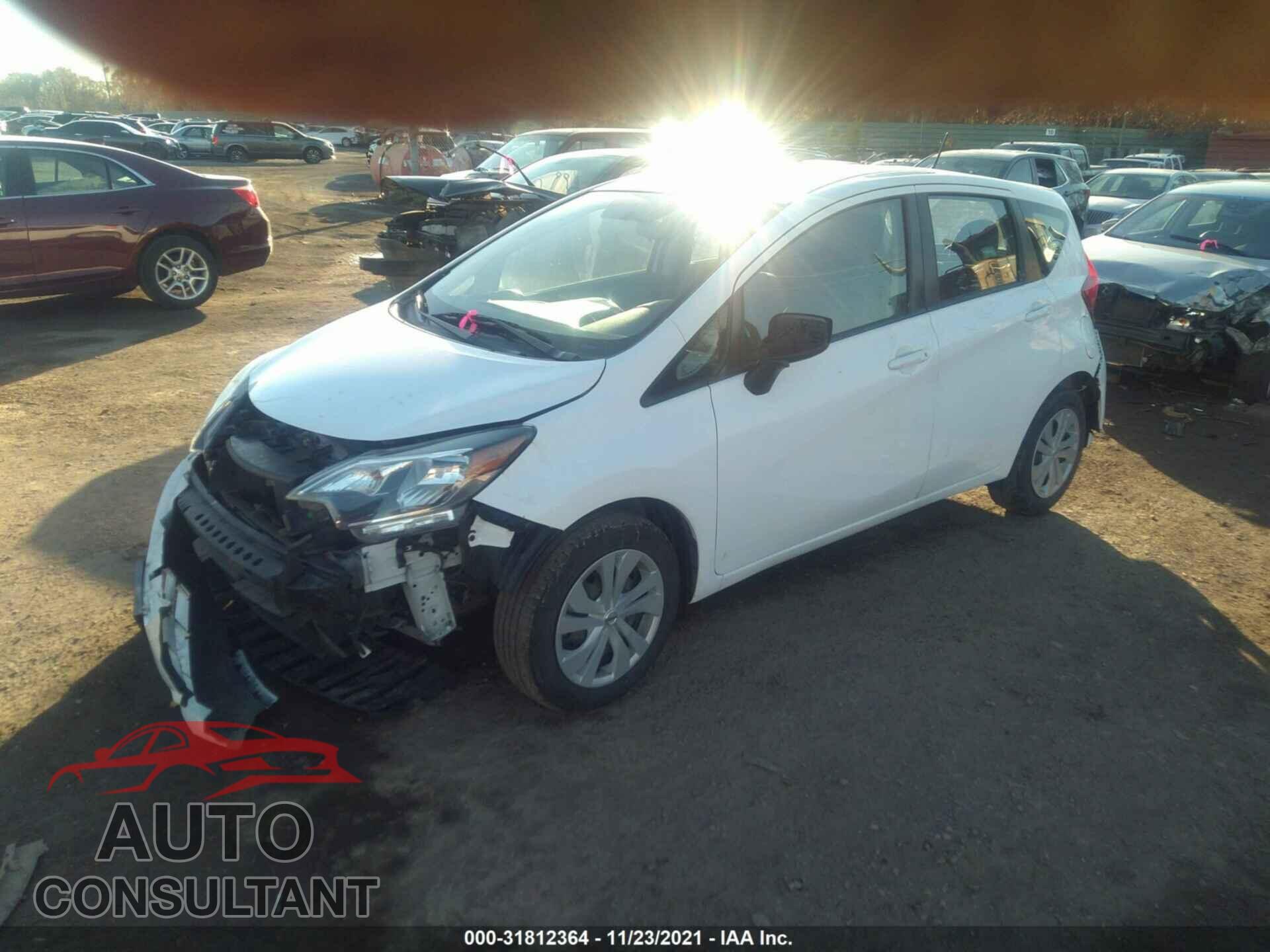 NISSAN VERSA NOTE 2018 - 3N1CE2CP3JL359739