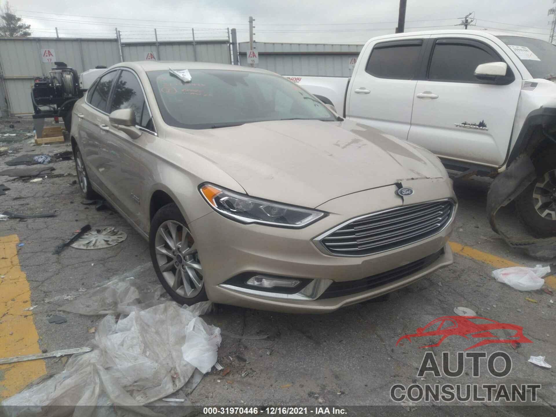 FORD FUSION ENERGI 2017 - 3FA6P0SU6HR269255