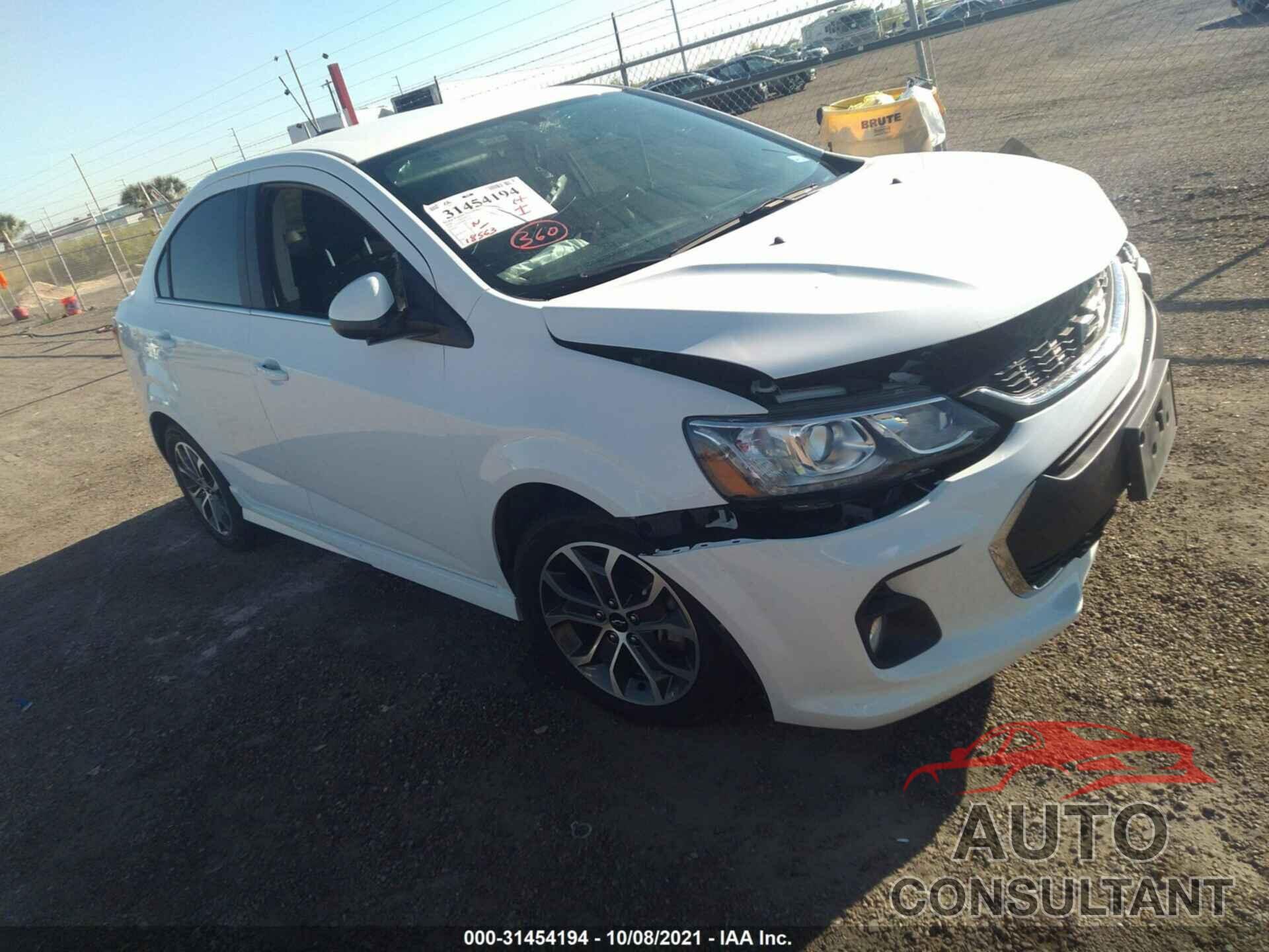 CHEVROLET SONIC 2020 - 1G1JD5SB6L4106852