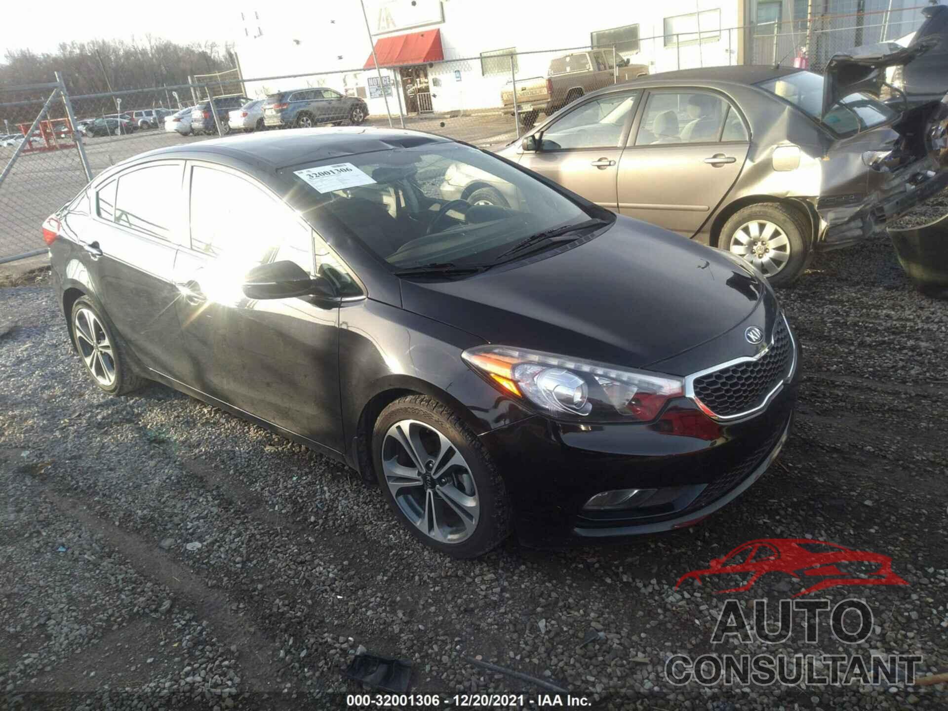 KIA FORTE 2016 - KNAFX4A8XG5546011