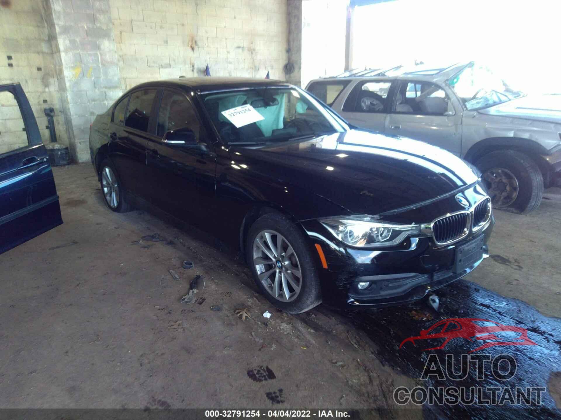 BMW 3 SERIES 2016 - WBA8A3C50GK690241
