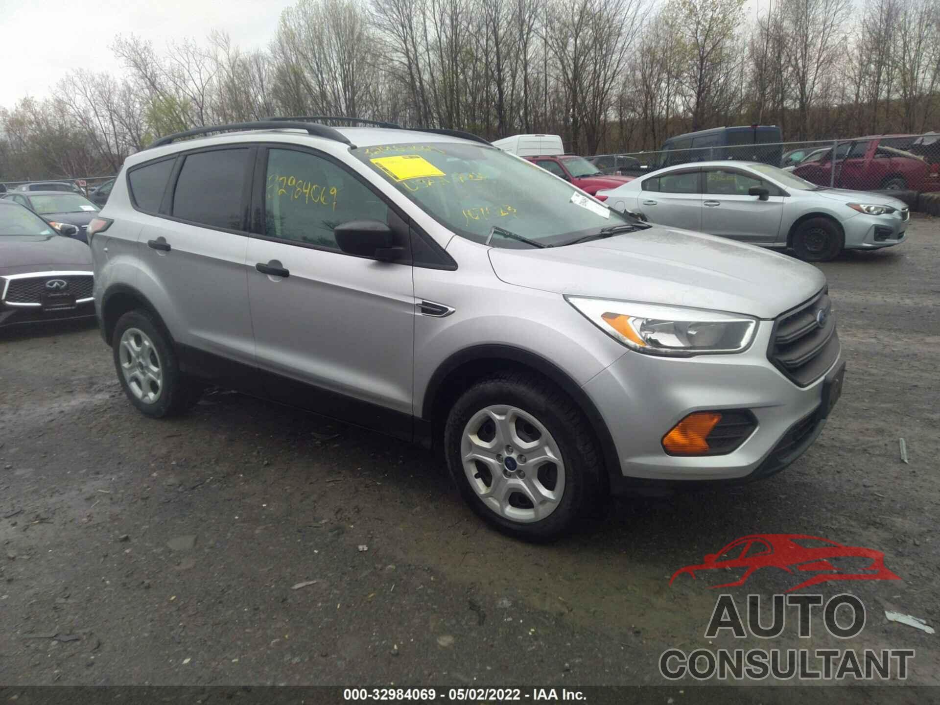 FORD ESCAPE 2017 - 1FMCU0F79HUB05254