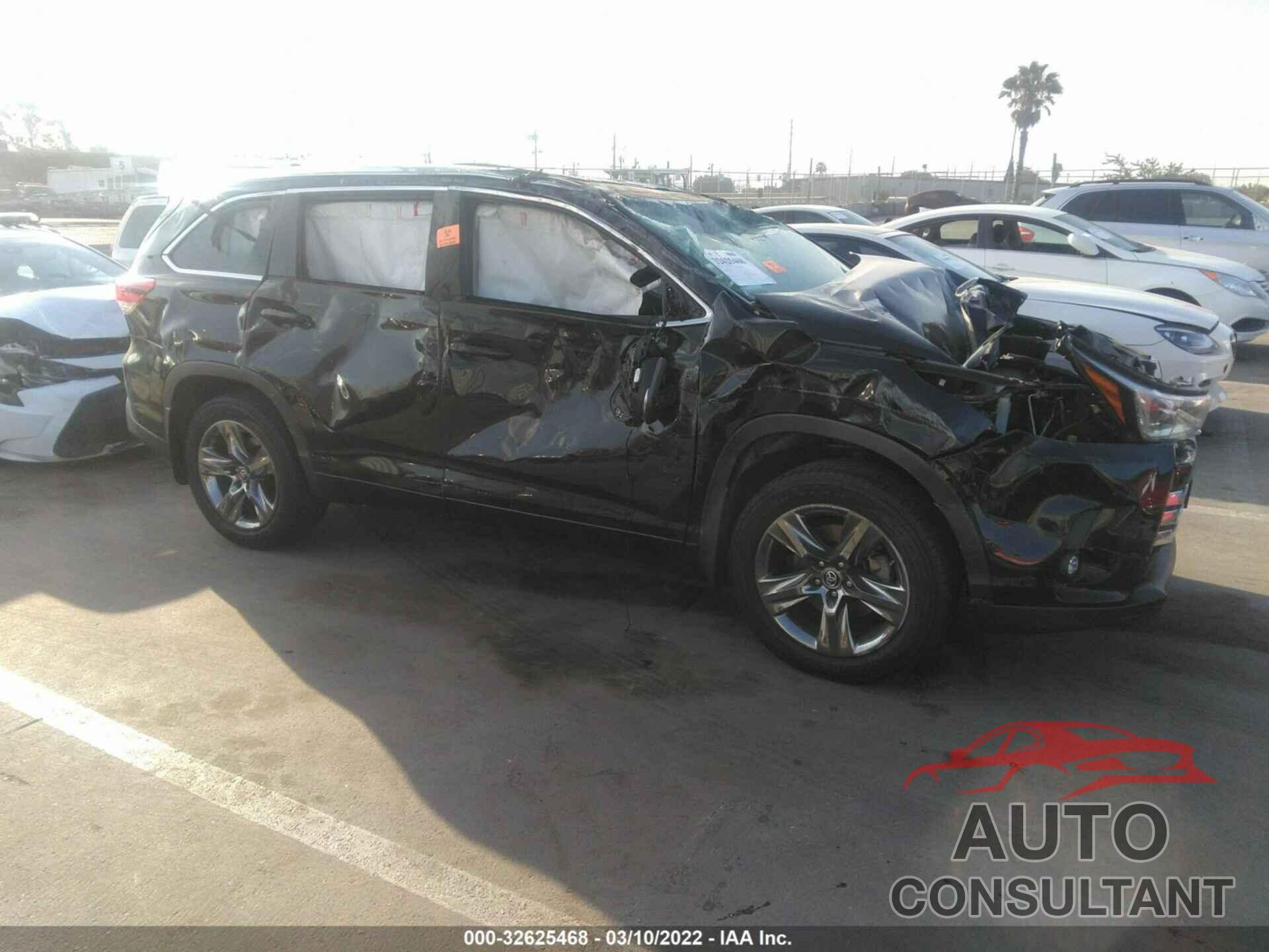 TOYOTA HIGHLANDER 2019 - 5TDDZRFH2KS926103