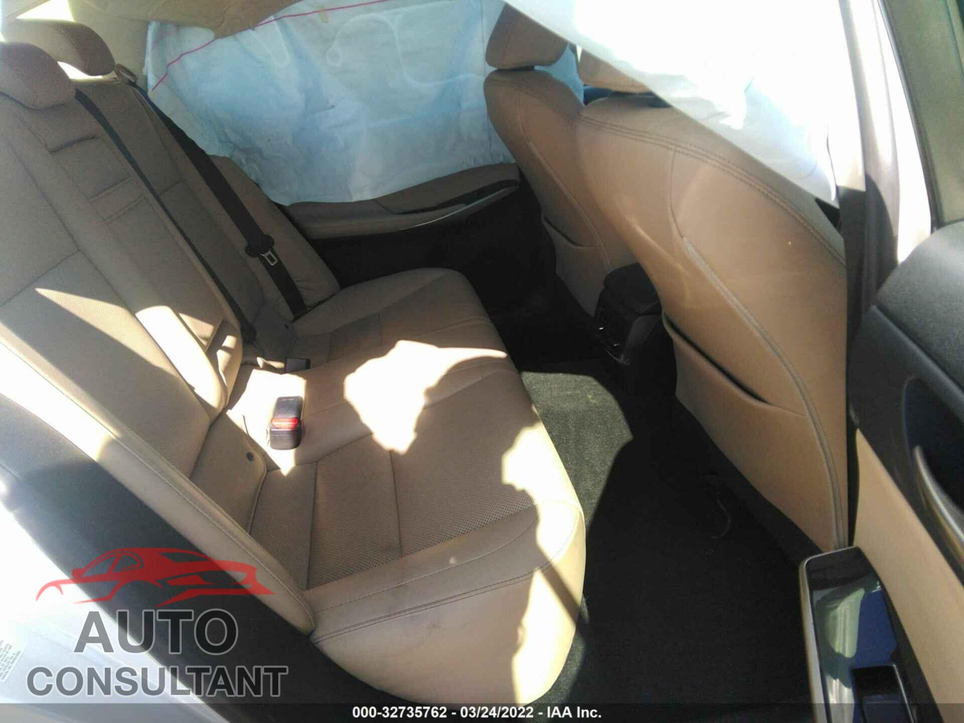 LEXUS IS 2017 - JTHBA1D22H5048250
