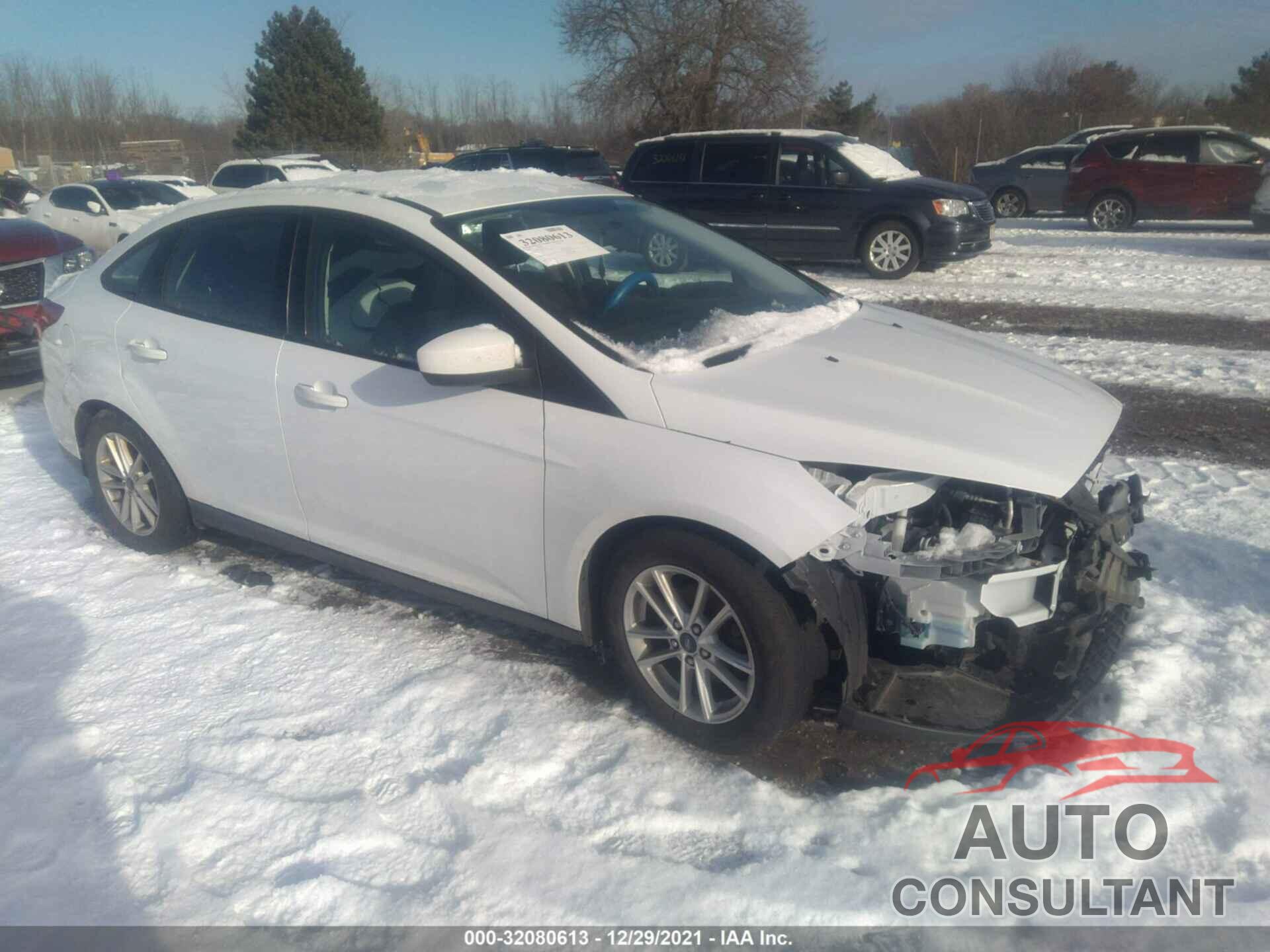 FORD FOCUS 2018 - 1FADP3FE7JL227872
