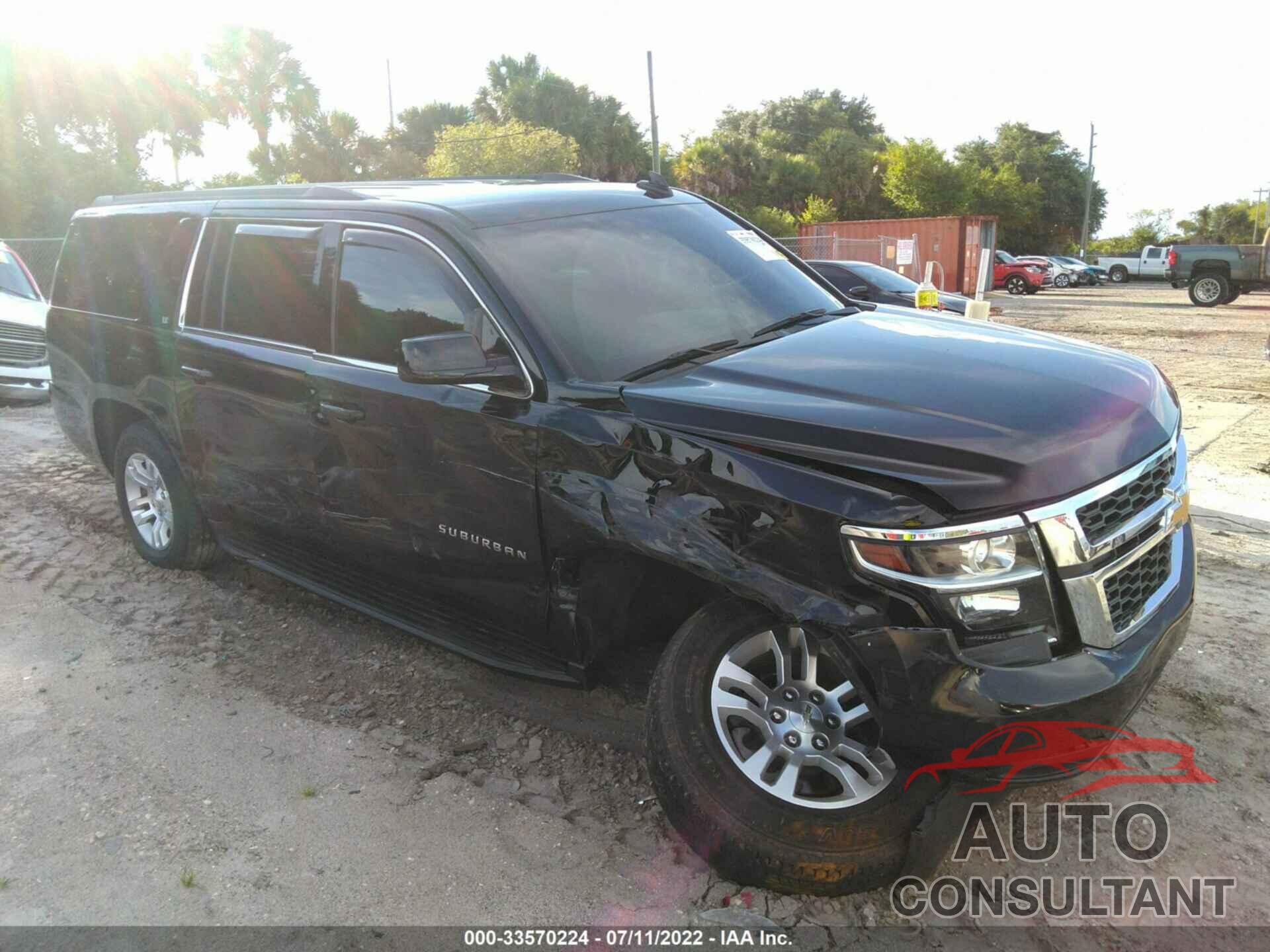 CHEVROLET SUBURBAN 2019 - 1GNSKHKC0KR158675