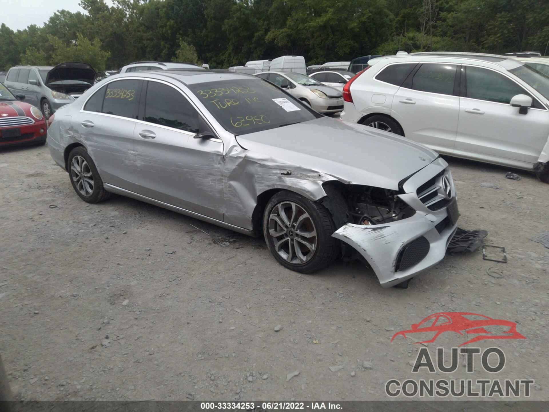 MERCEDES-BENZ C-CLASS 2018 - 55SWF4KB6JU243585