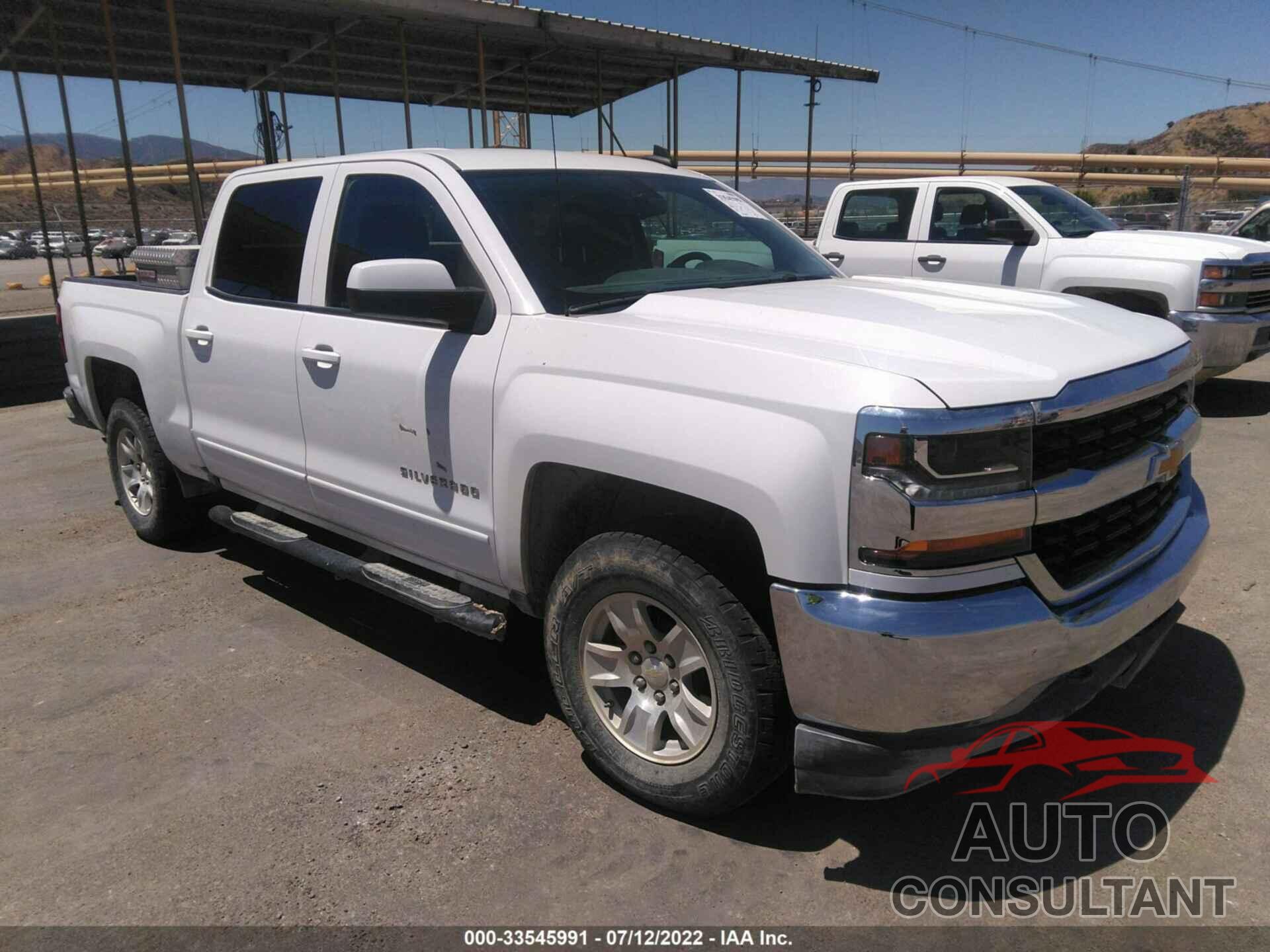 CHEVROLET SILVERADO 1500 2018 - 3GCUKREC0JG330723