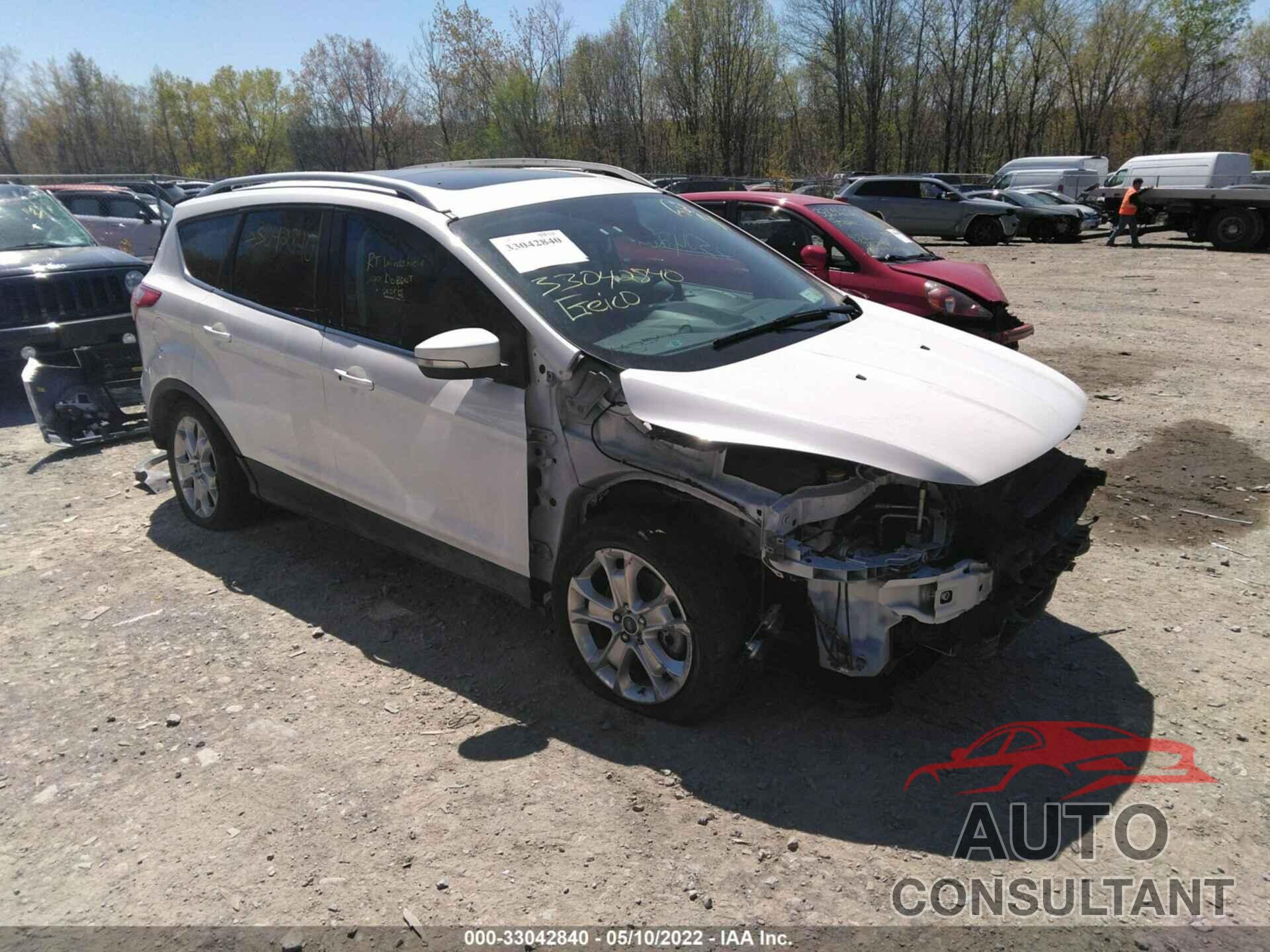 FORD ESCAPE 2016 - 1FMCU9J98GUB28634