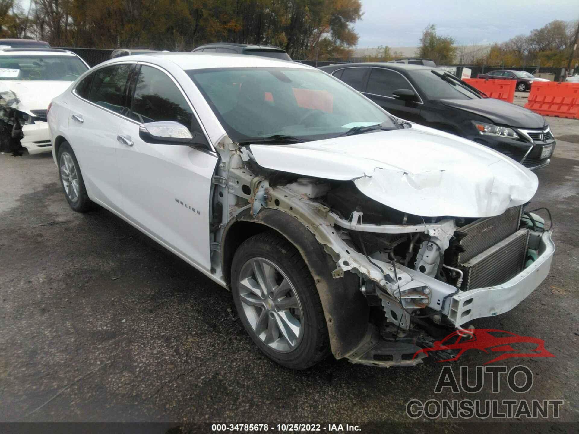 CHEVROLET MALIBU 2017 - 1G1ZE5ST8HF139338