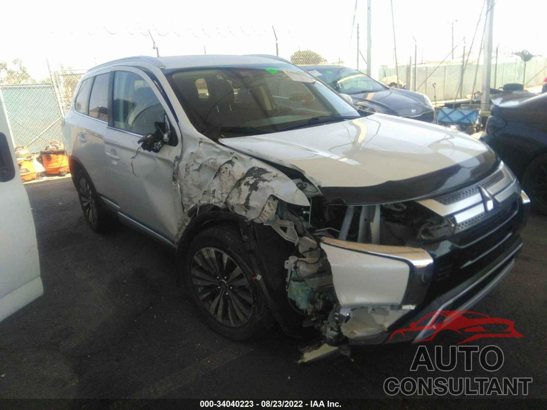 MITSUBISHI OUTLANDER 2020 - JA4AZ3A38LZ020043