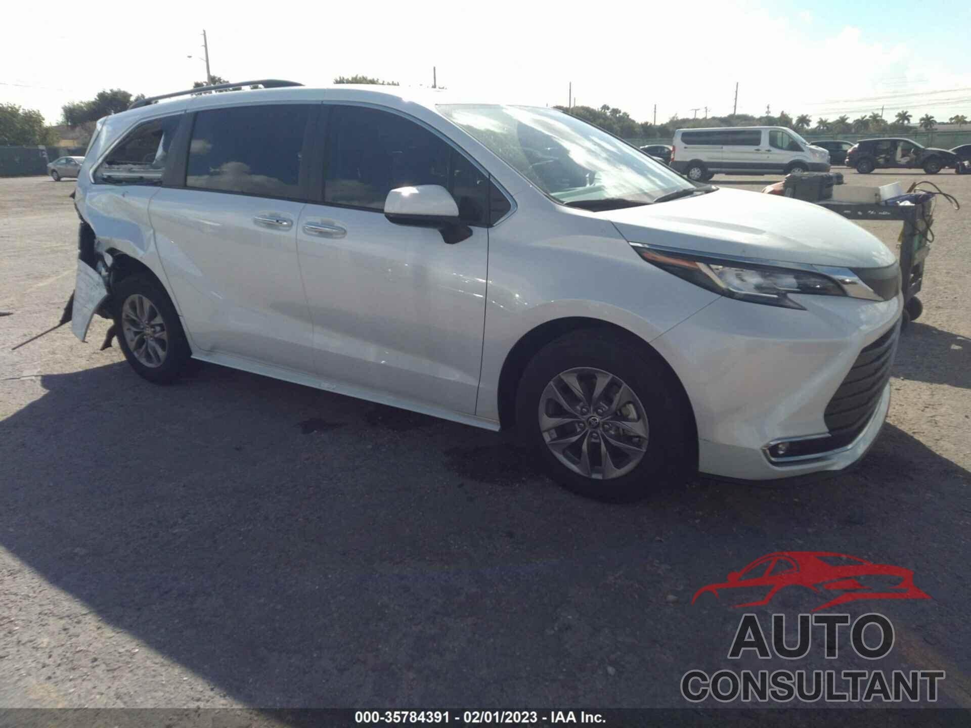 TOYOTA SIENNA 2022 - 5TDYRKECXNS098336